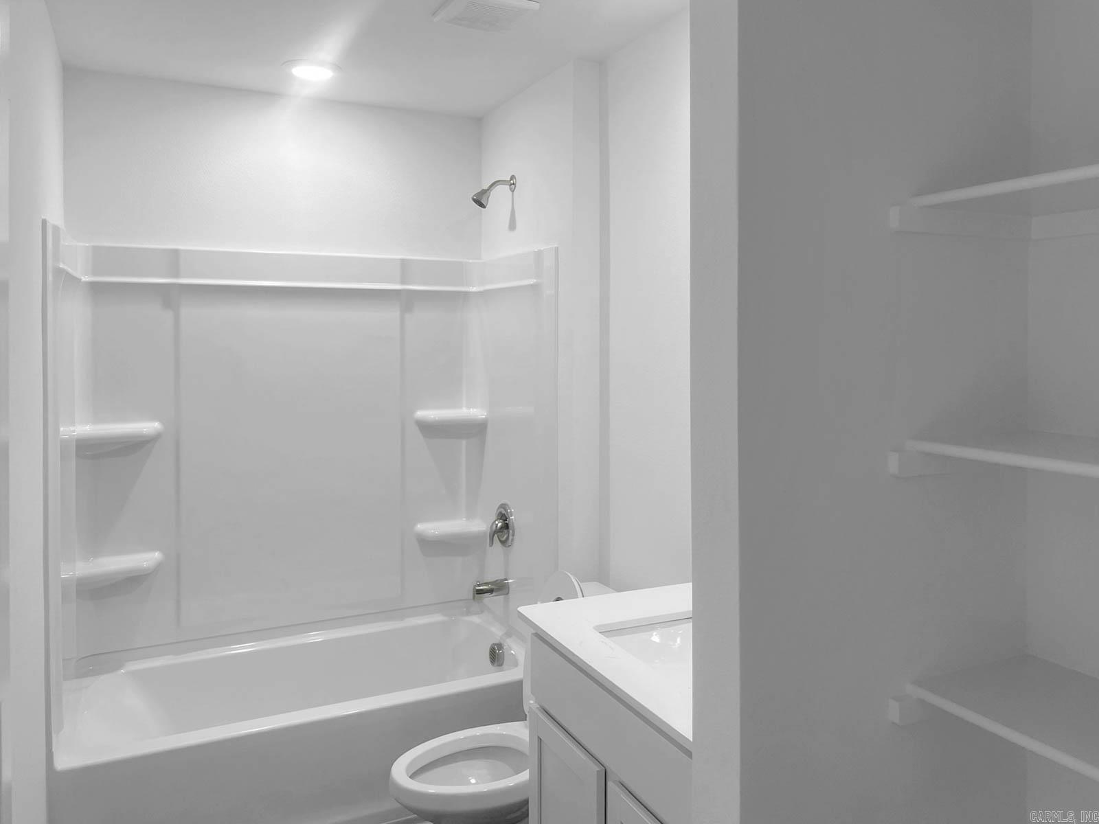 6321 Warwick  Bryant, AR