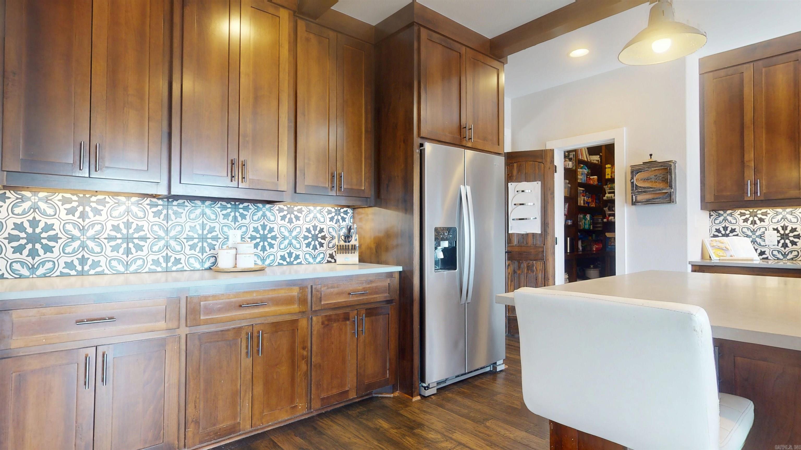 1677 Oak Ridge  Texarkana, TX