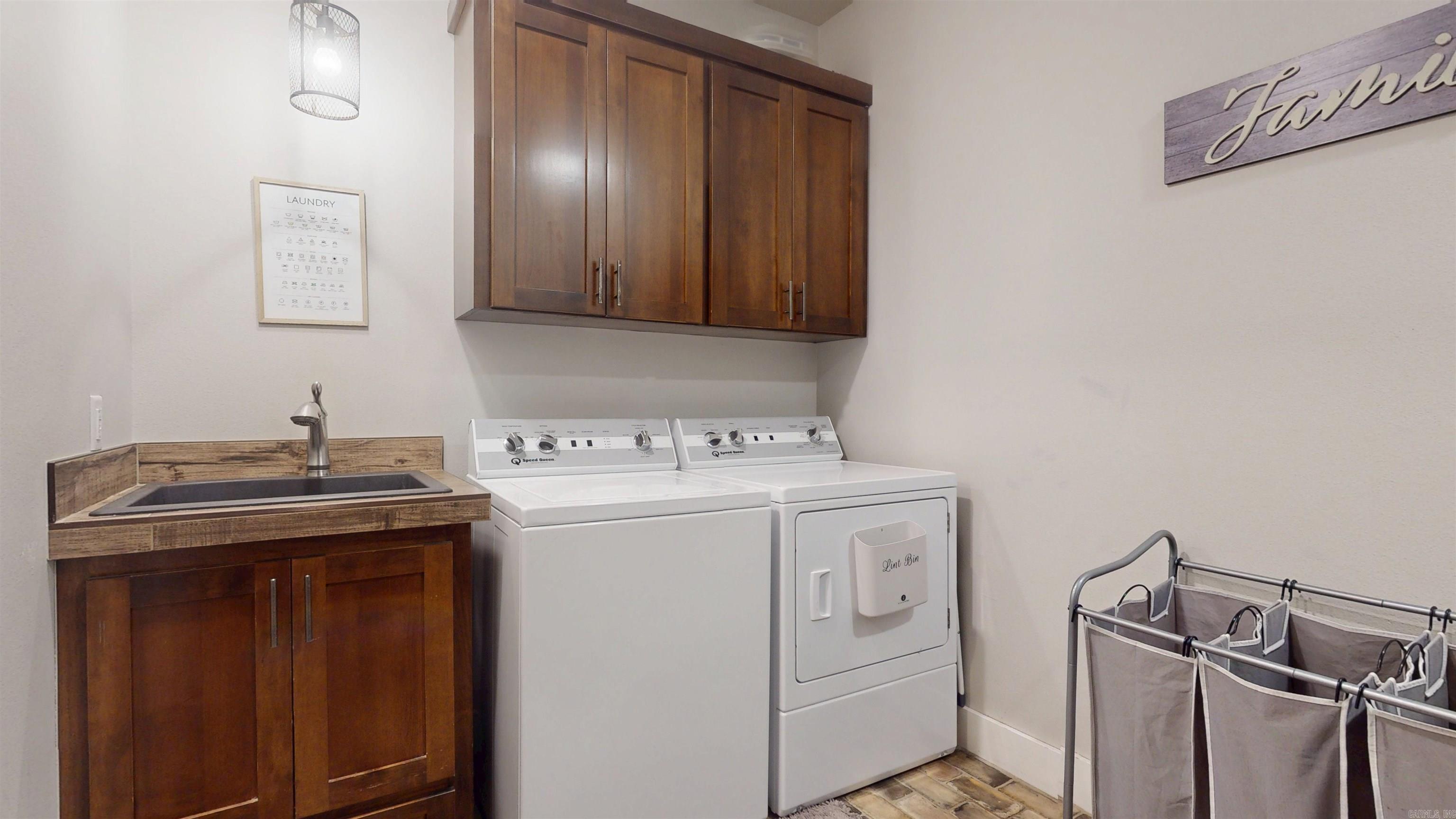 1677 Oak Ridge  Texarkana, TX