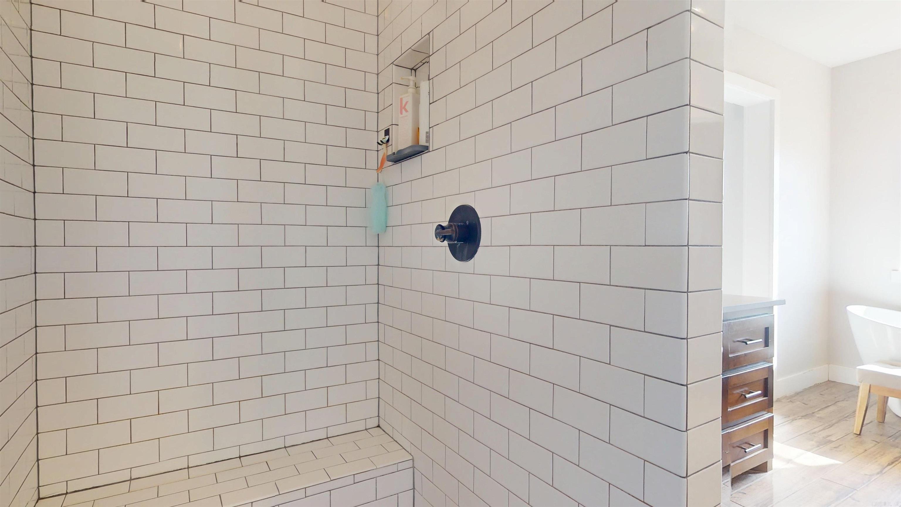 1677 Oak Ridge  Texarkana, TX