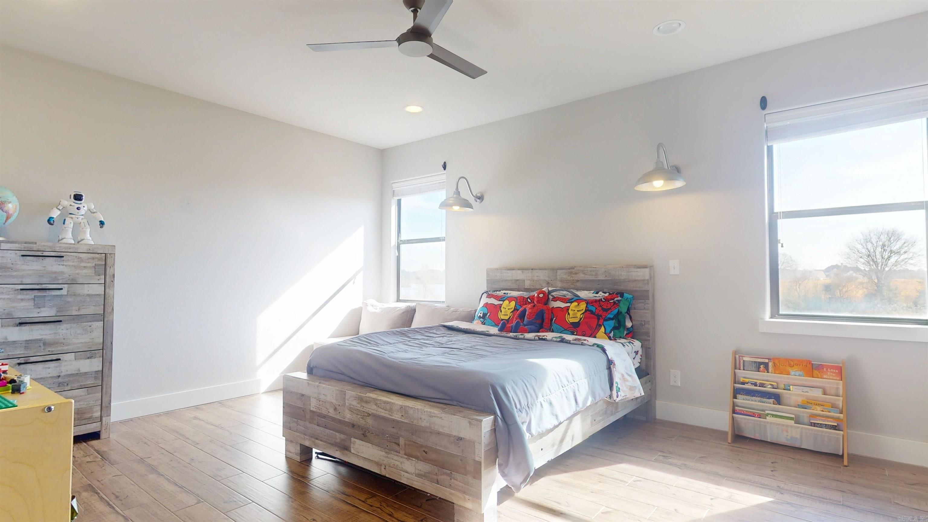 1677 Oak Ridge  Texarkana, TX