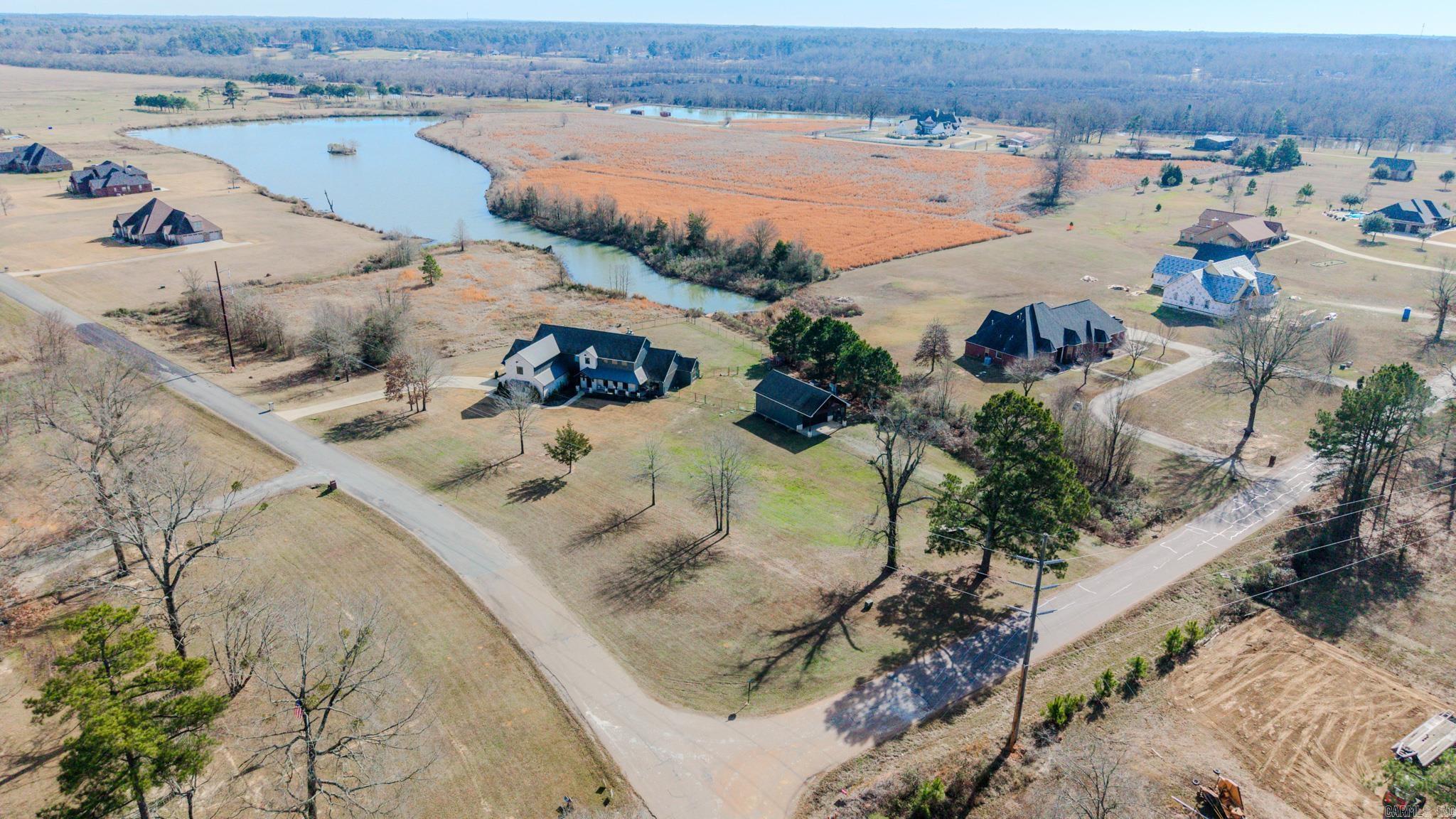 1677 Oak Ridge  Texarkana, TX