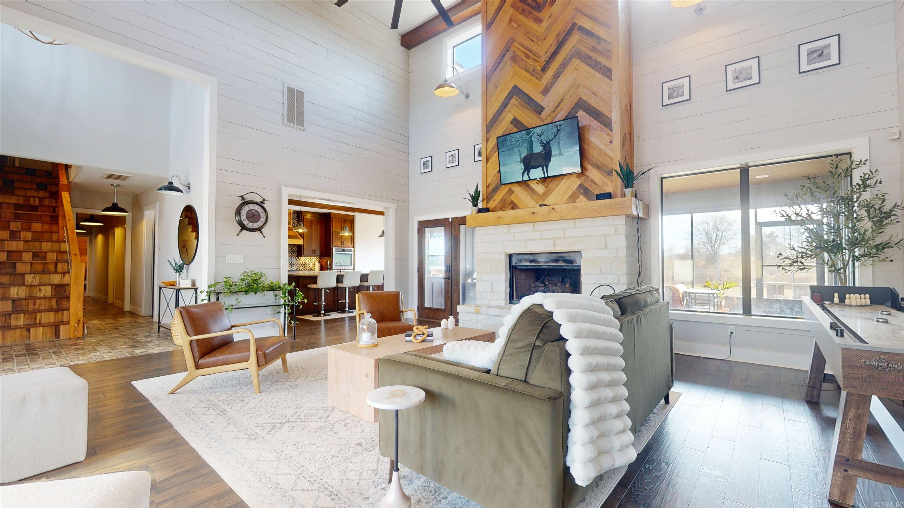 1677 Oak Ridge  Texarkana, TX