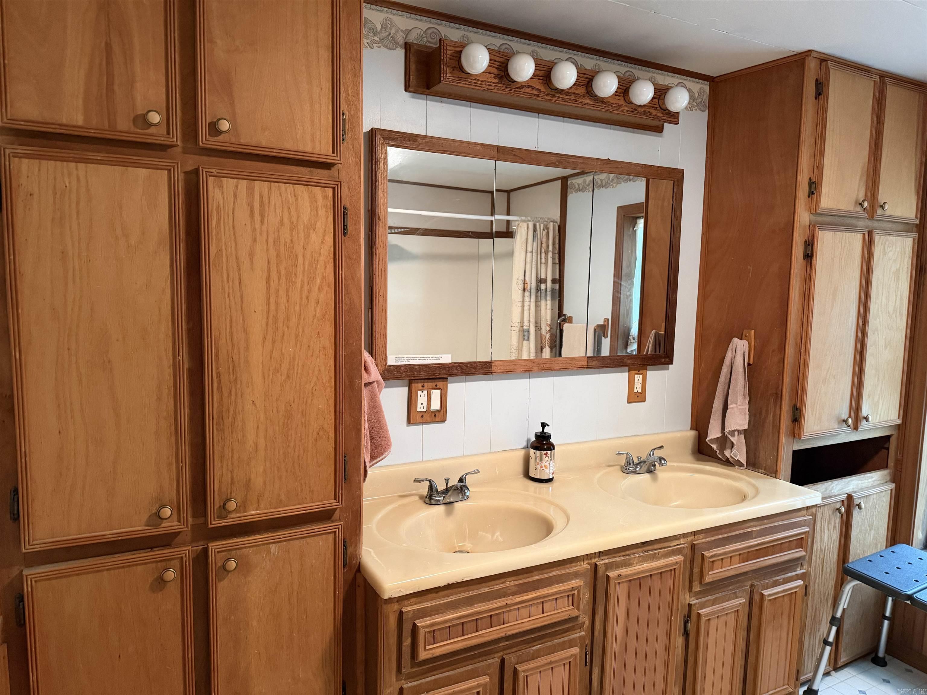 516 Polk Road 40  Hatfield, AR