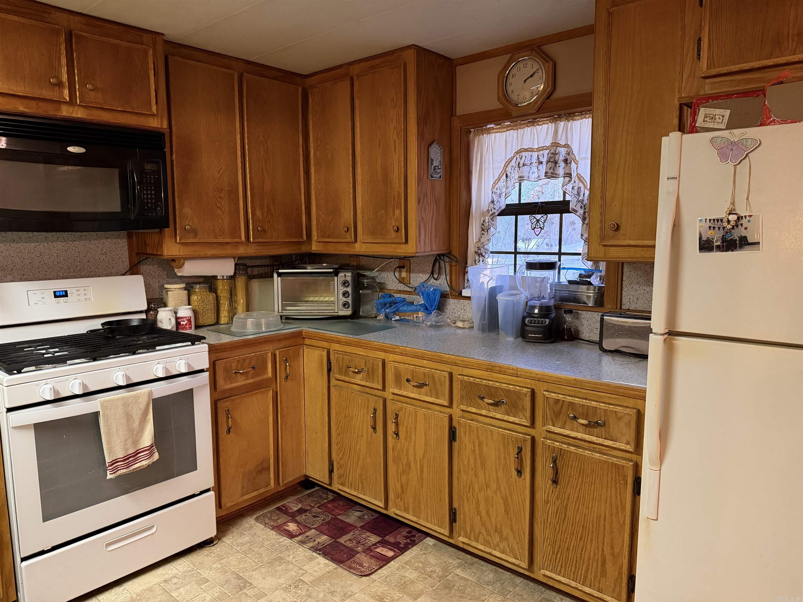 516 Polk Road 40  Hatfield, AR