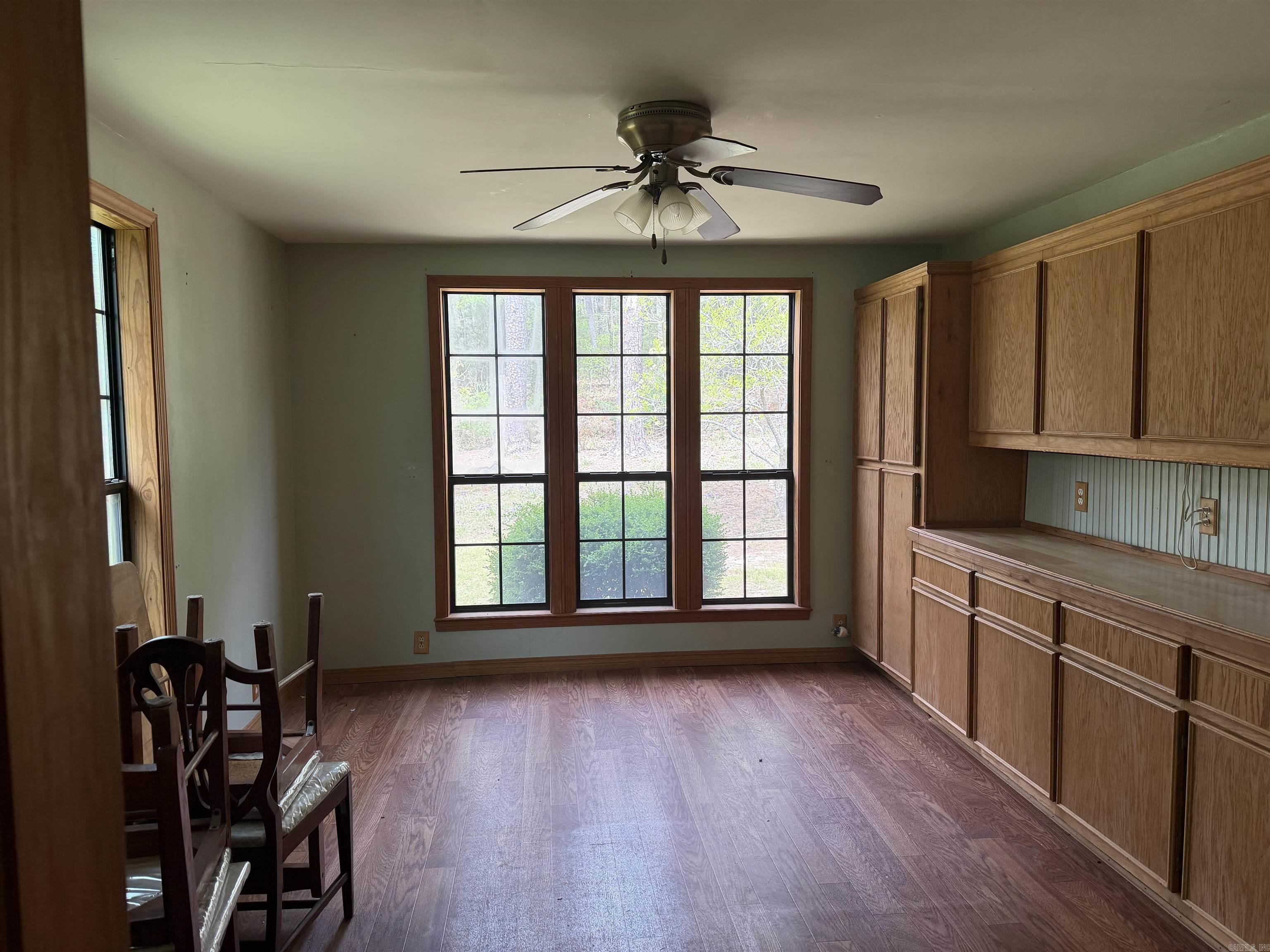 516 Polk Road 40 Hatfield, AR 71945