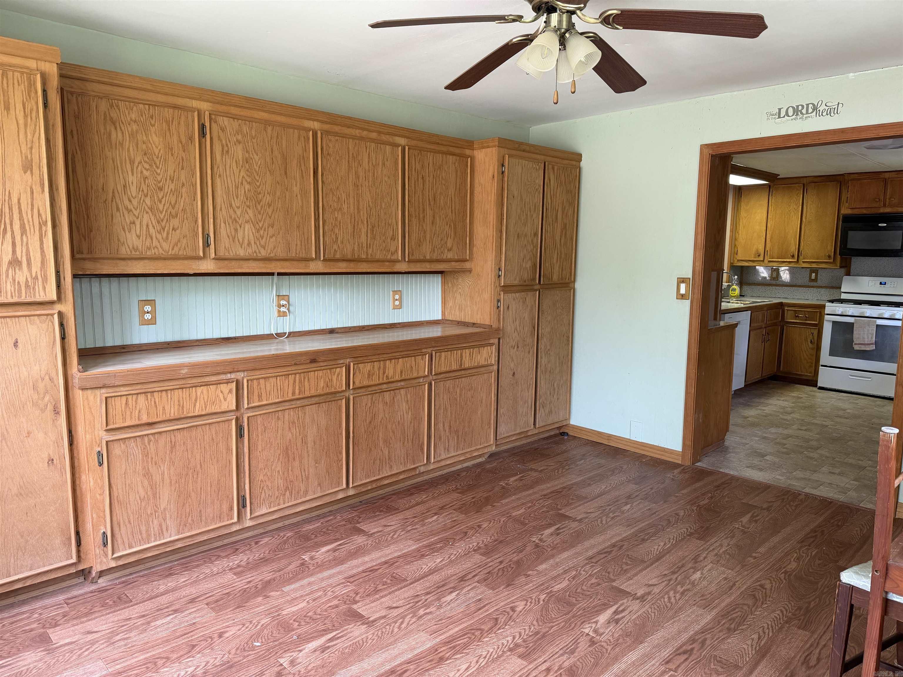 516 Polk Road 40 Hatfield, AR 71945