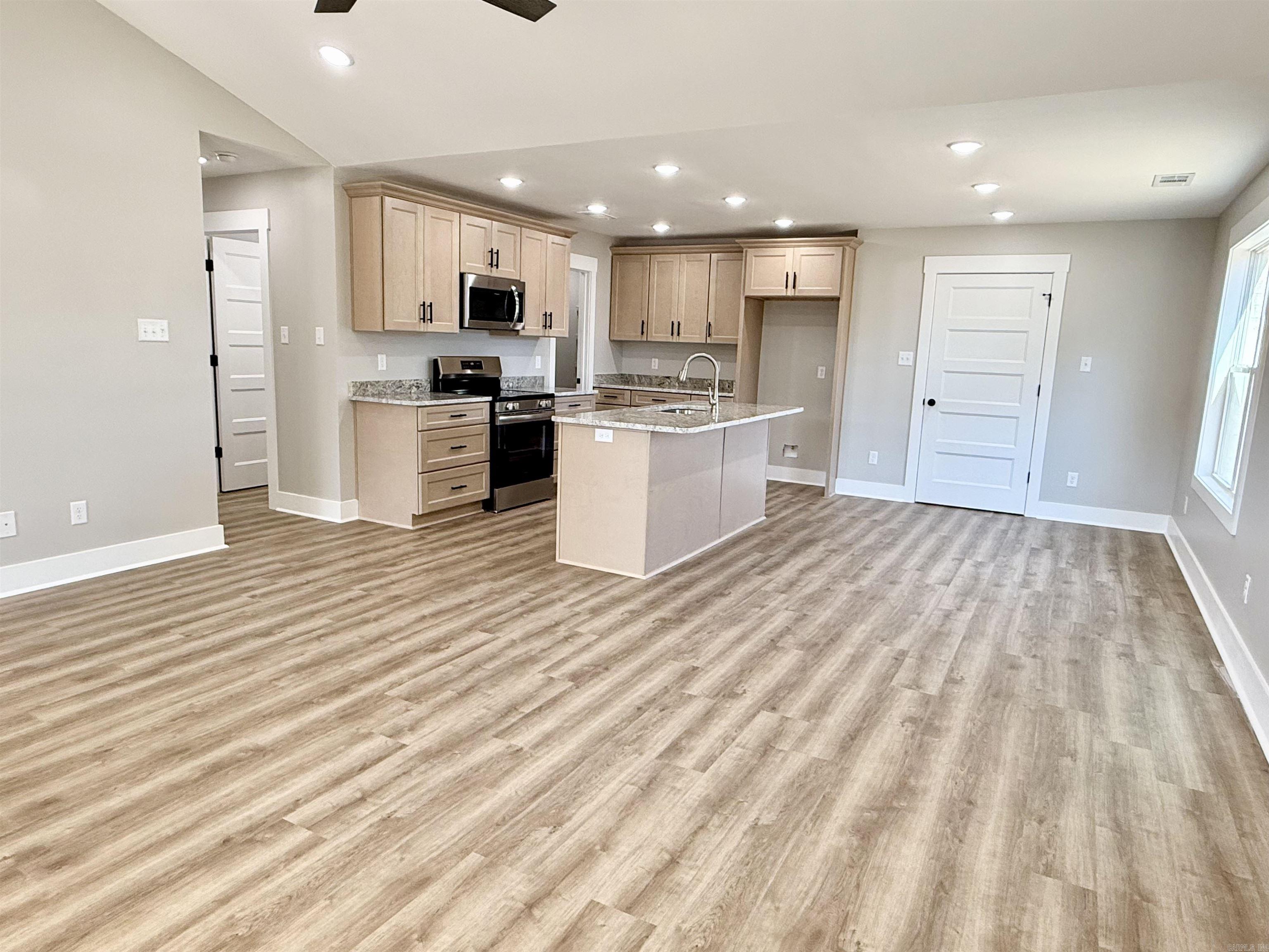 309 W Light  Paragould, AR