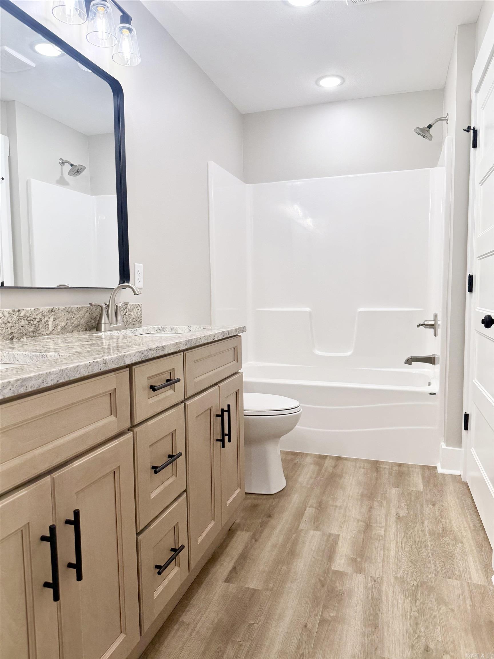 309 W Light  Paragould, AR