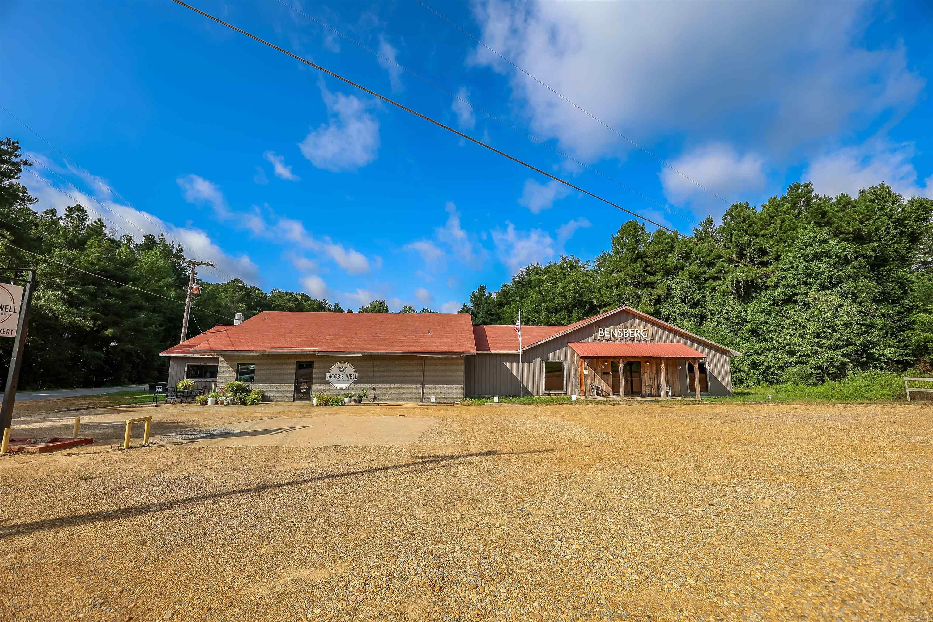 2005 Fairview Rd  Camden, AR
