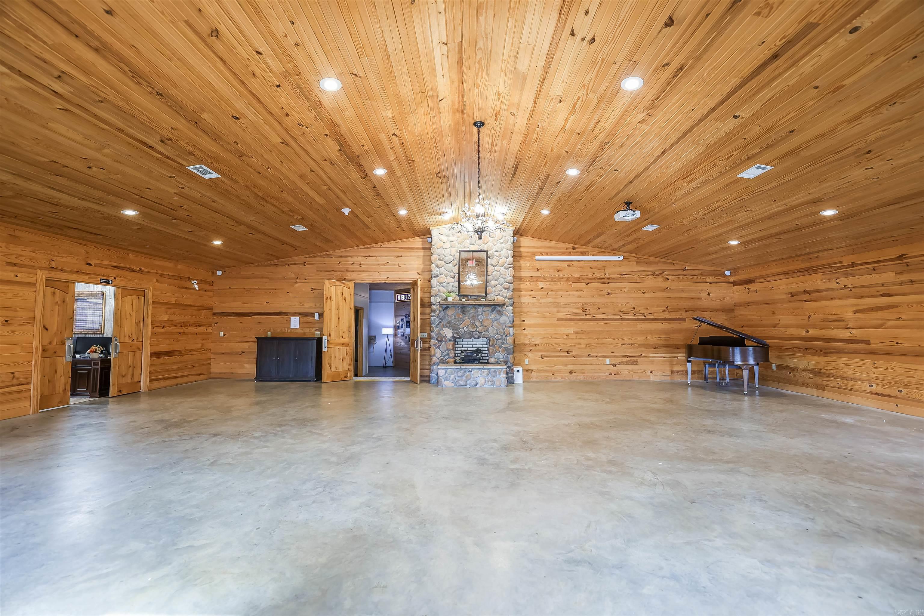 2005 Fairview Rd  Camden, AR