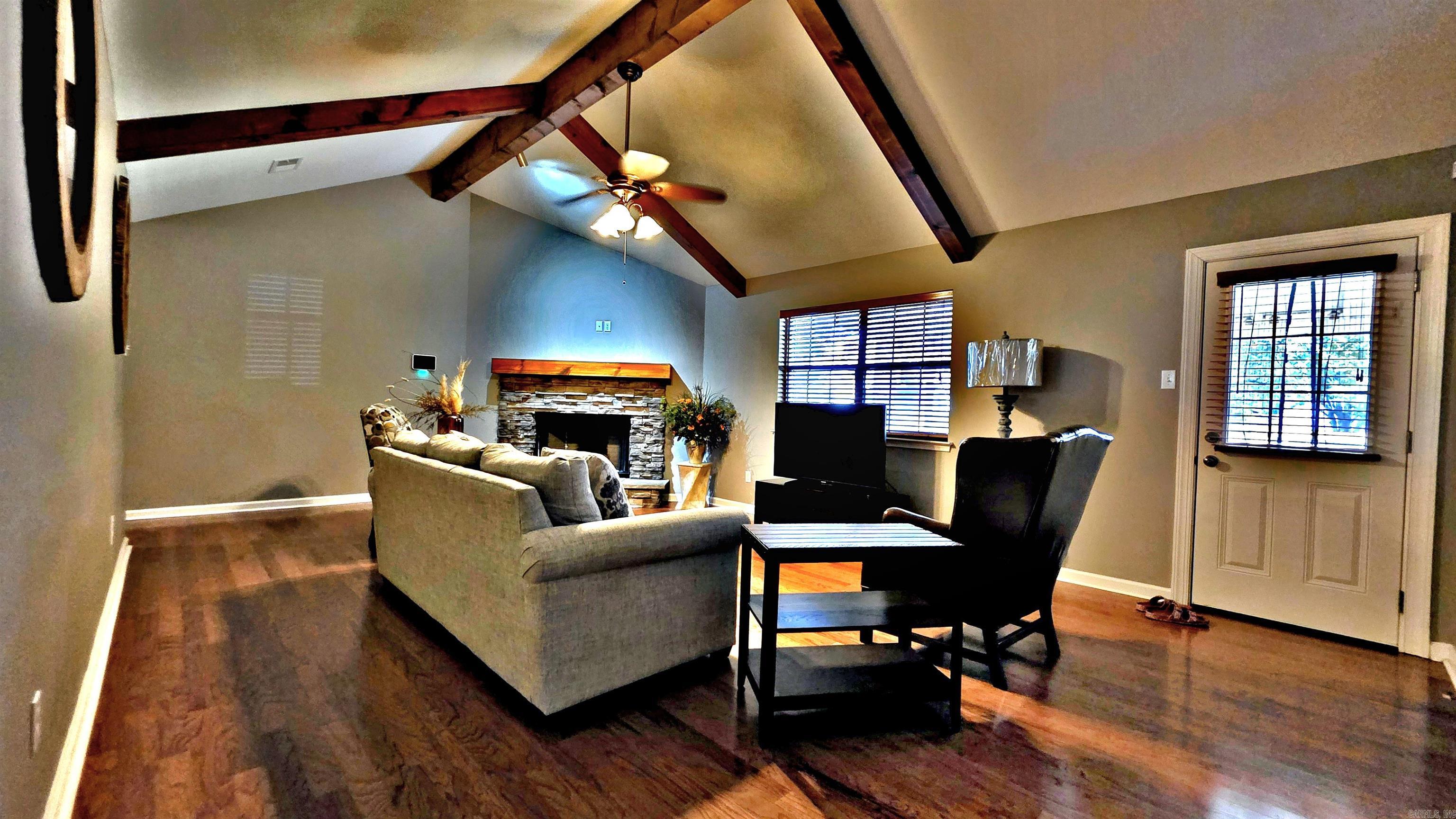 106 Tenkiller Dr  Sherwood, AR