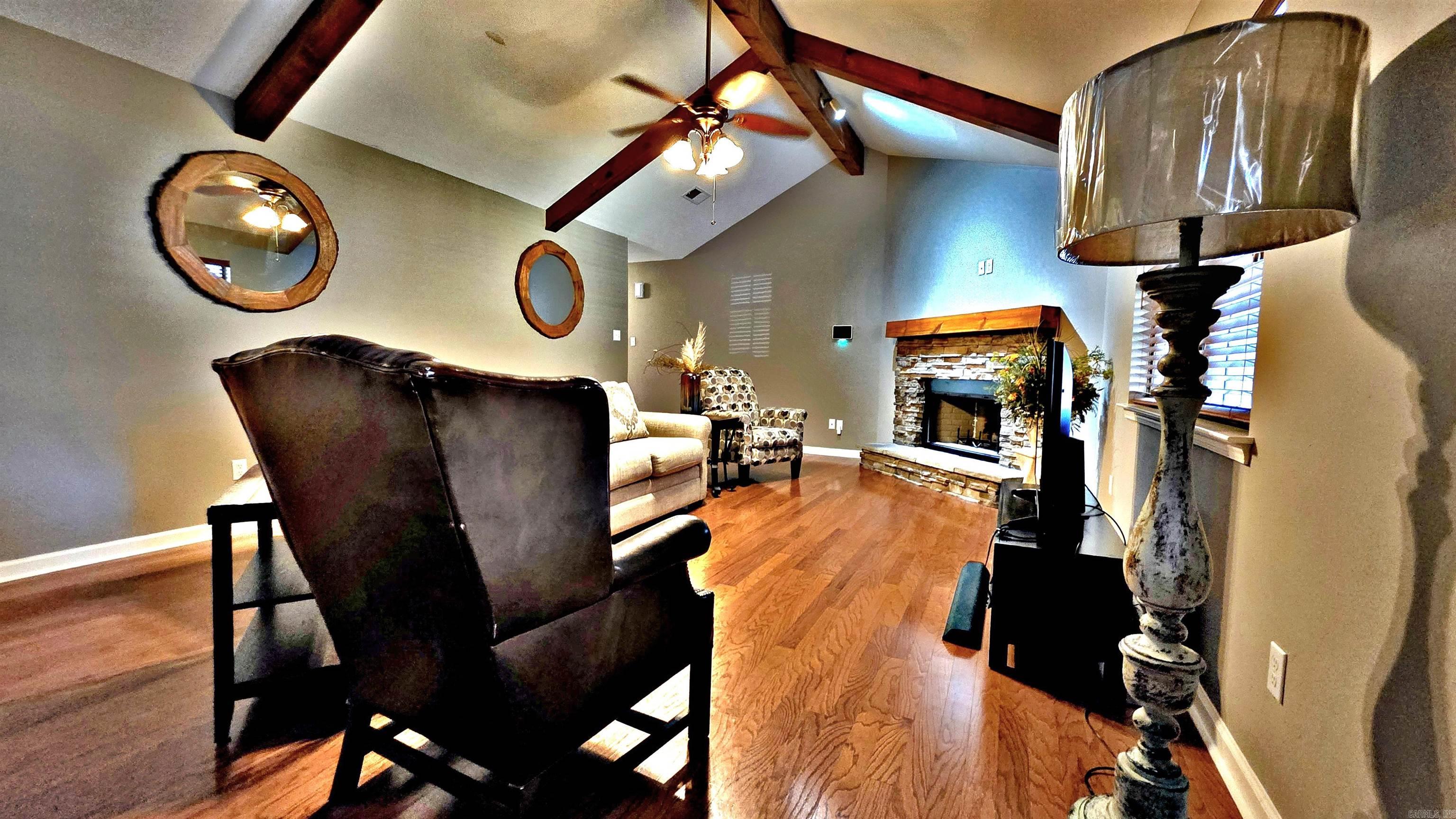 106 Tenkiller Dr  Sherwood, AR