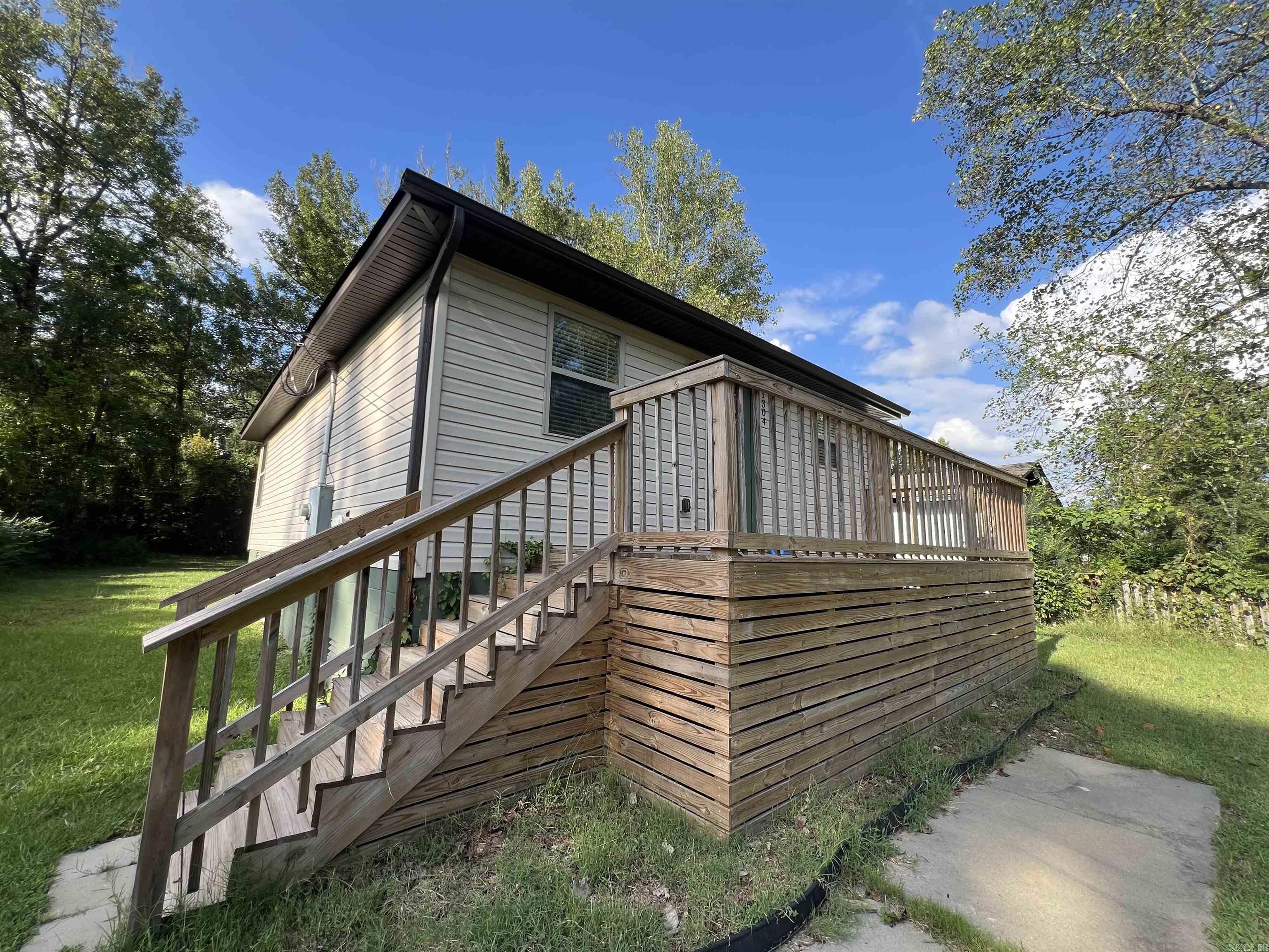 1304 Gray  Benton, AR