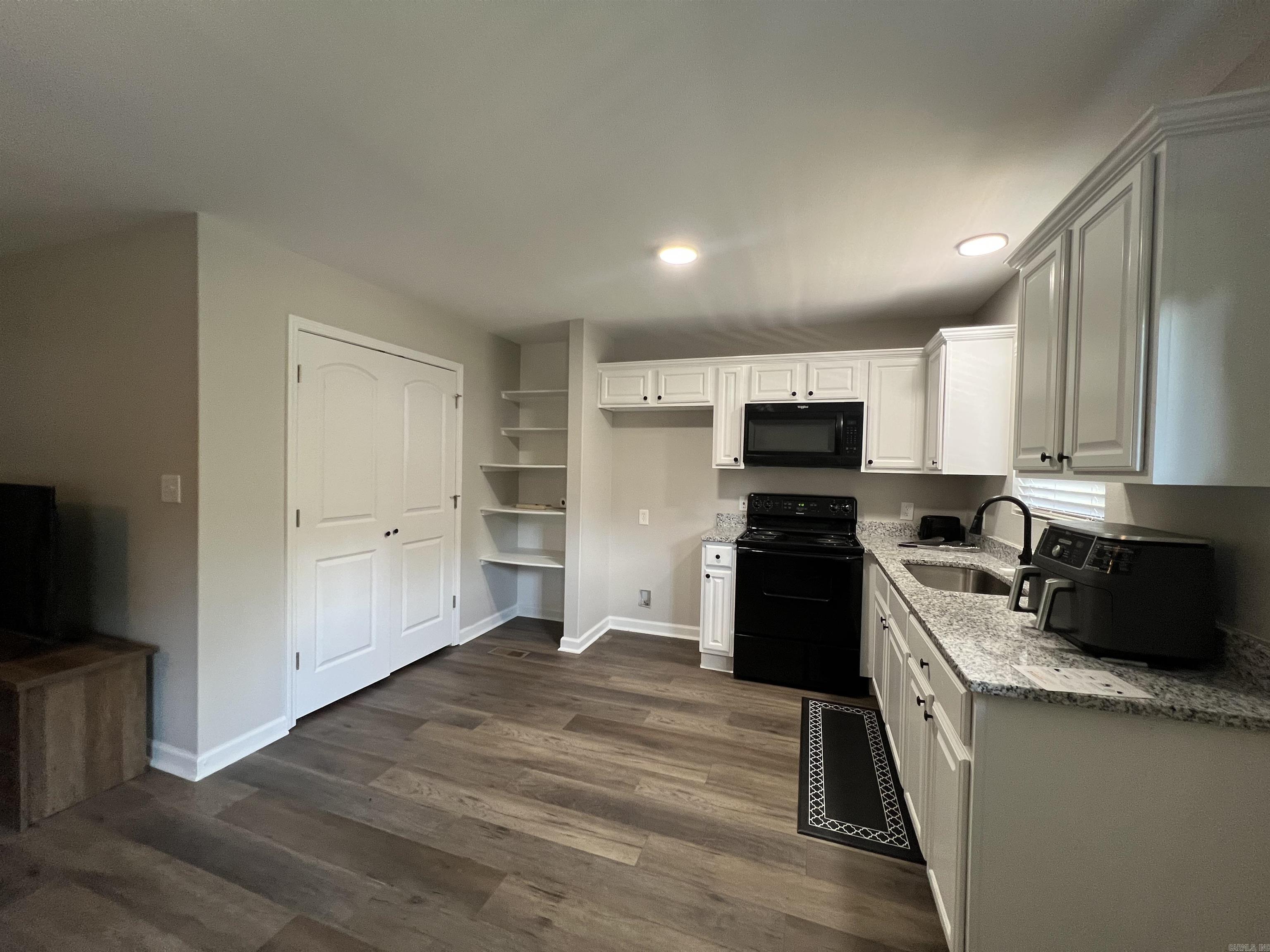 1304 Gray  Benton, AR