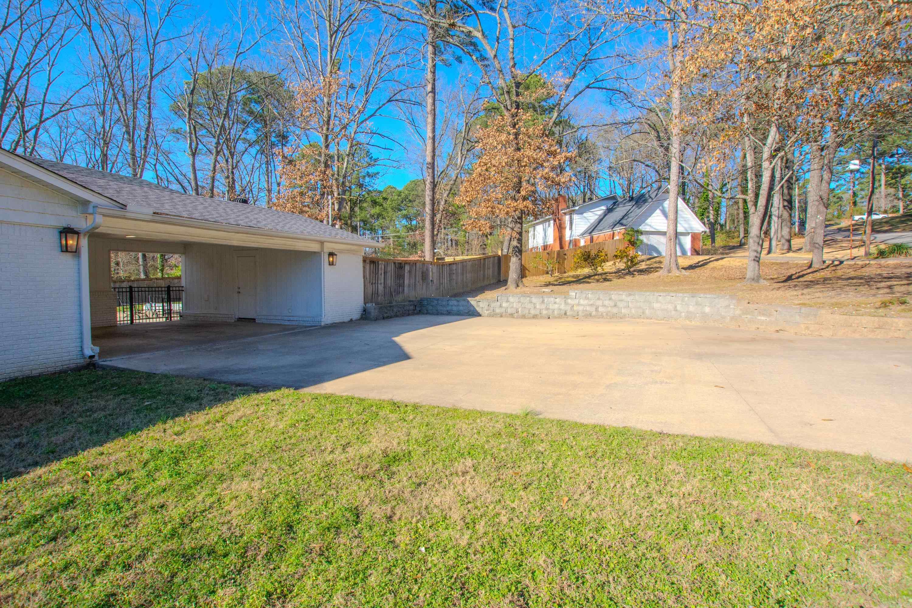 1724 Lynnwood Drive  Benton, AR