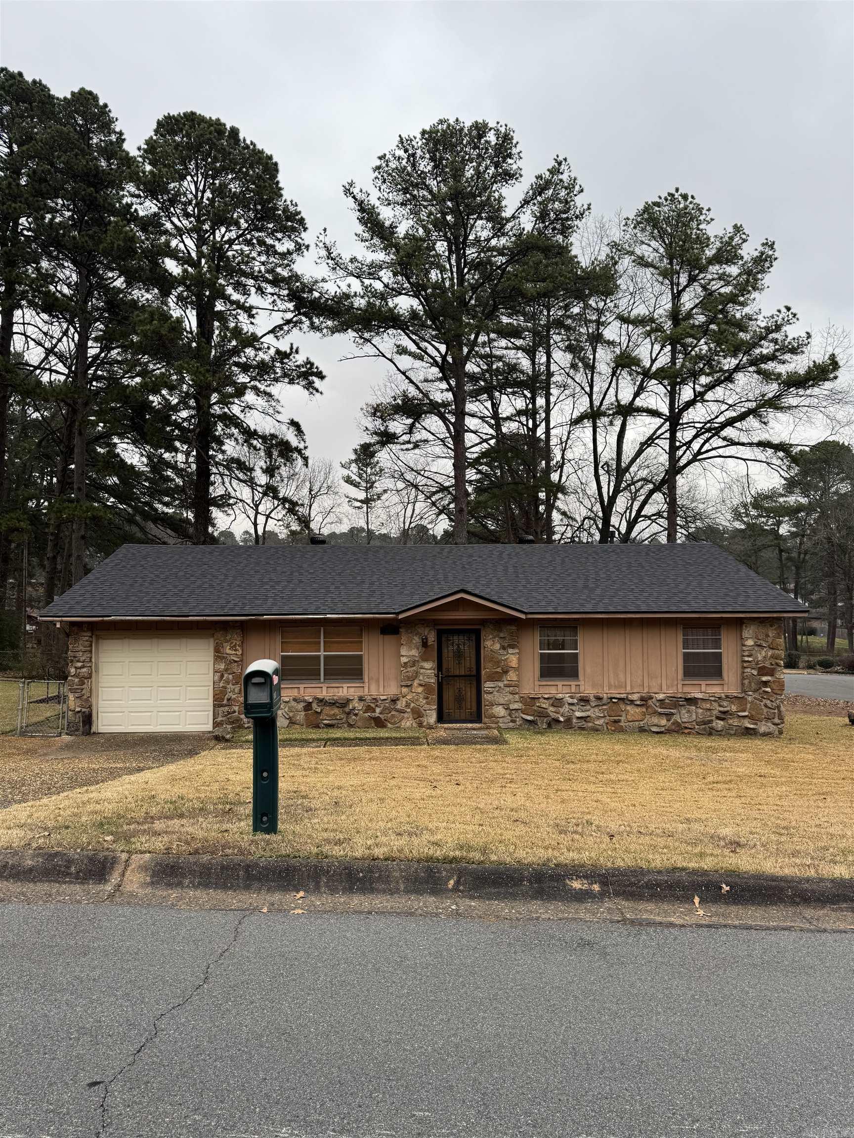 2101 Romine  Little Rock, AR