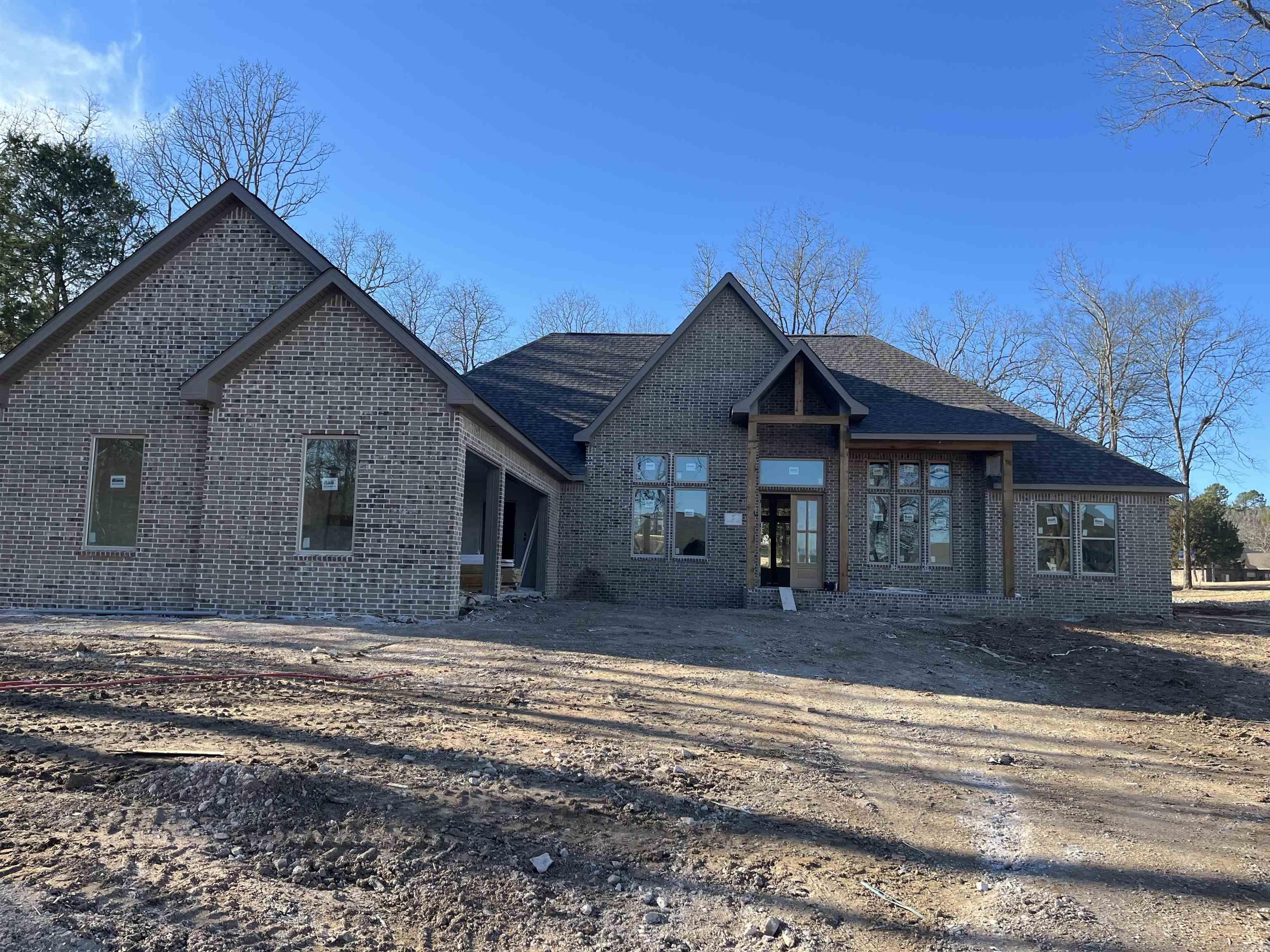 7 Linares  Hot Springs Village, AR