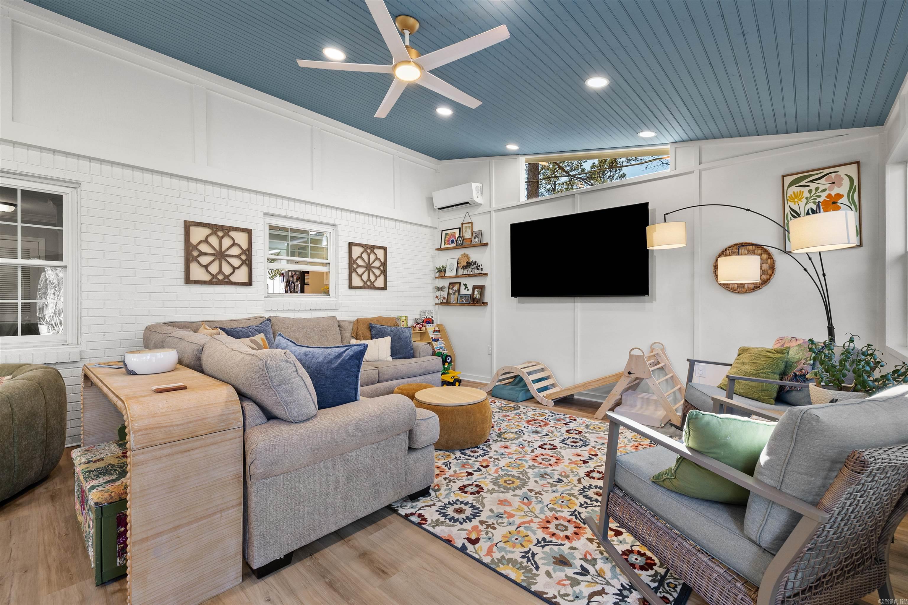 2304 Breckenridge  Little Rock, AR