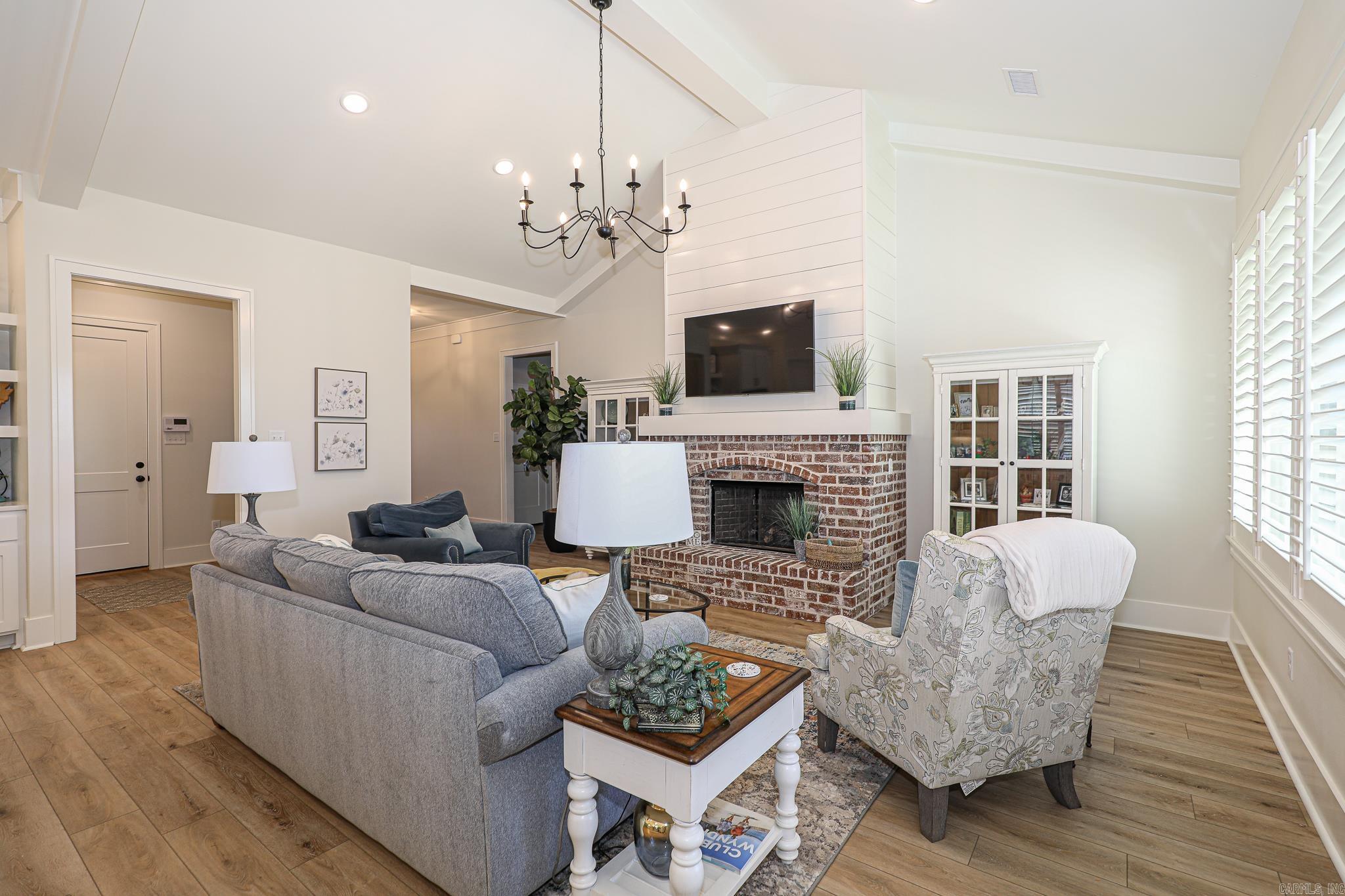 1519 SAWTOOTH  Benton, AR