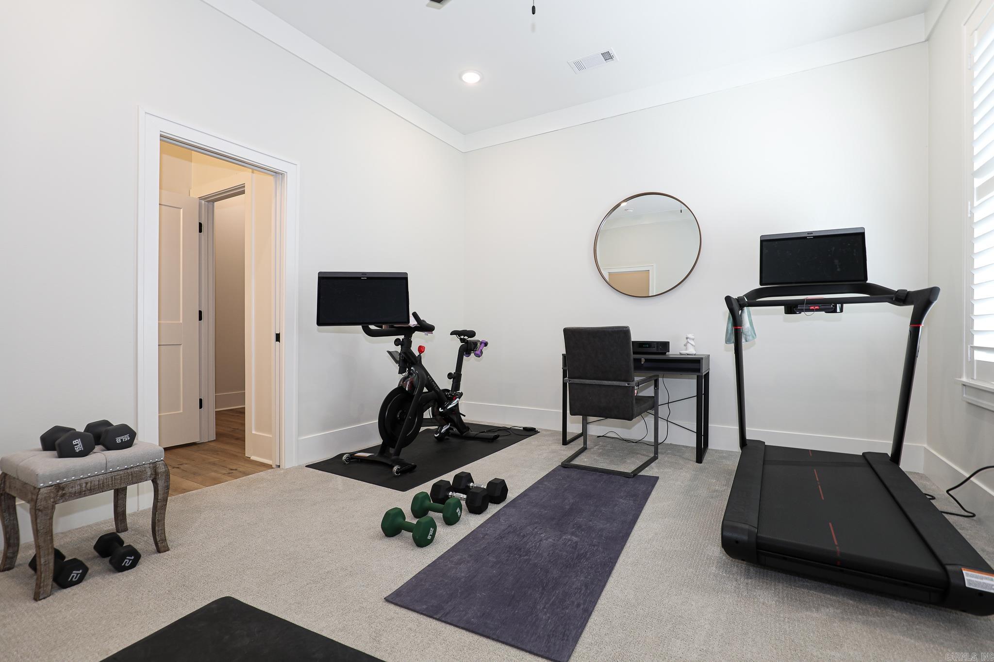 1519 SAWTOOTH  Benton, AR