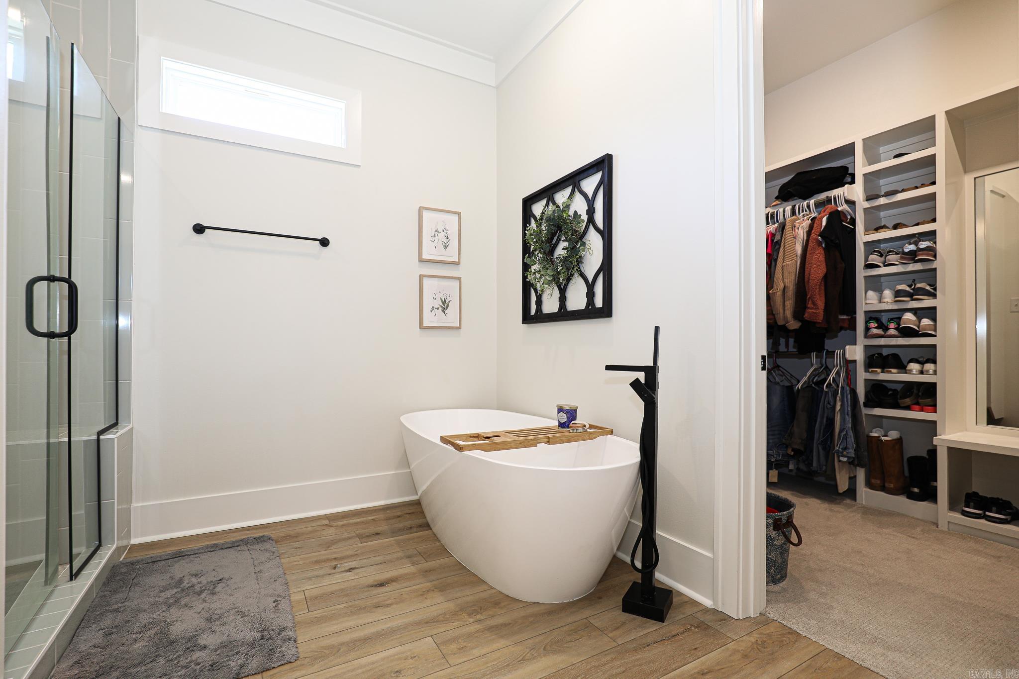 1519 SAWTOOTH  Benton, AR