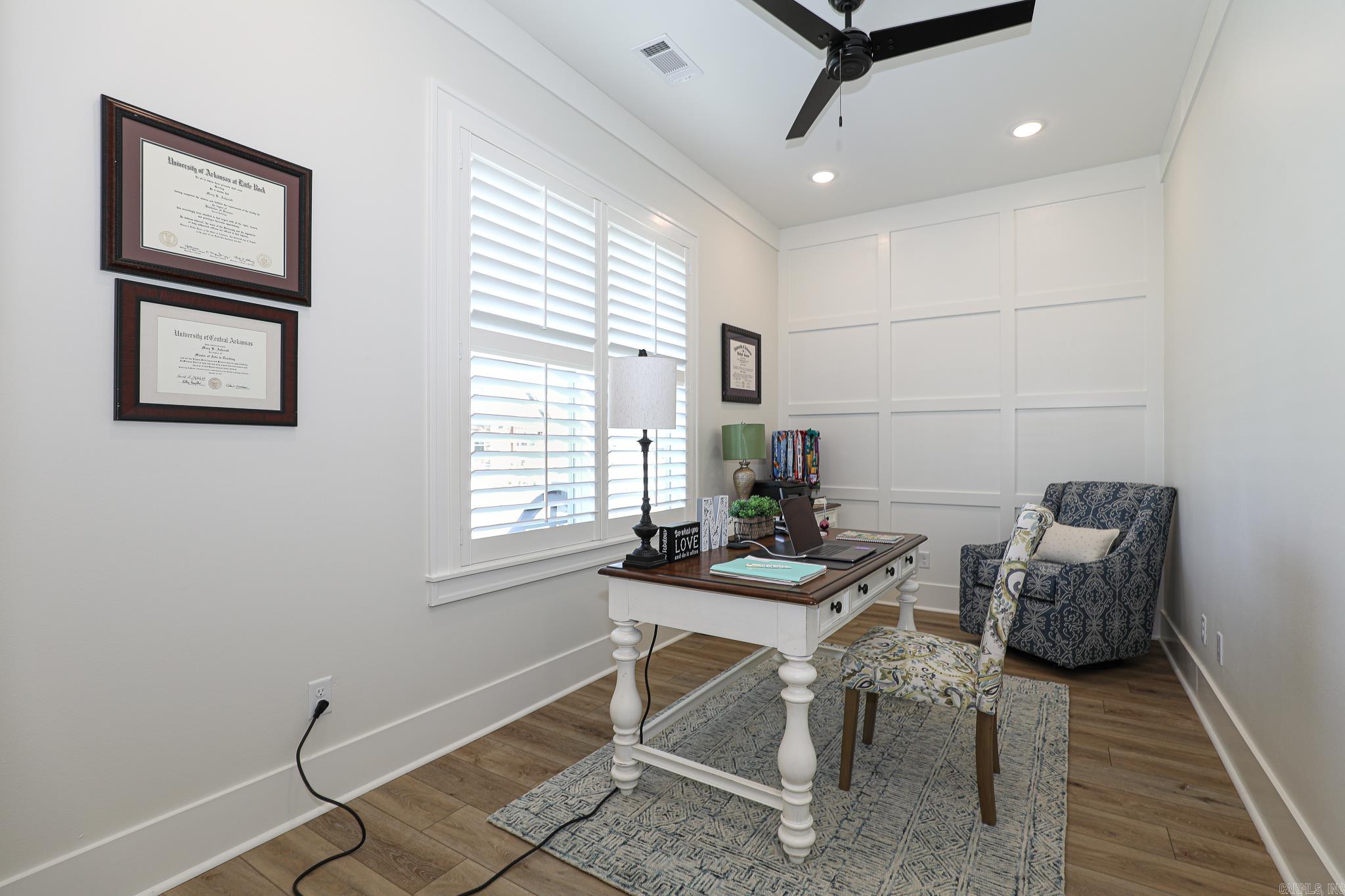 1519 SAWTOOTH  Benton, AR