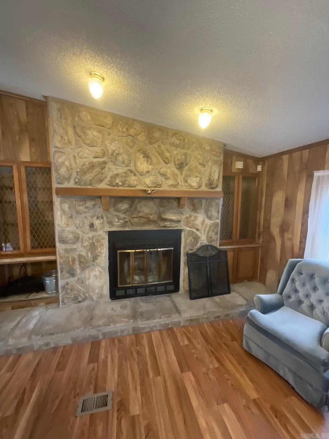 24422 Oliver  Hensley, AR