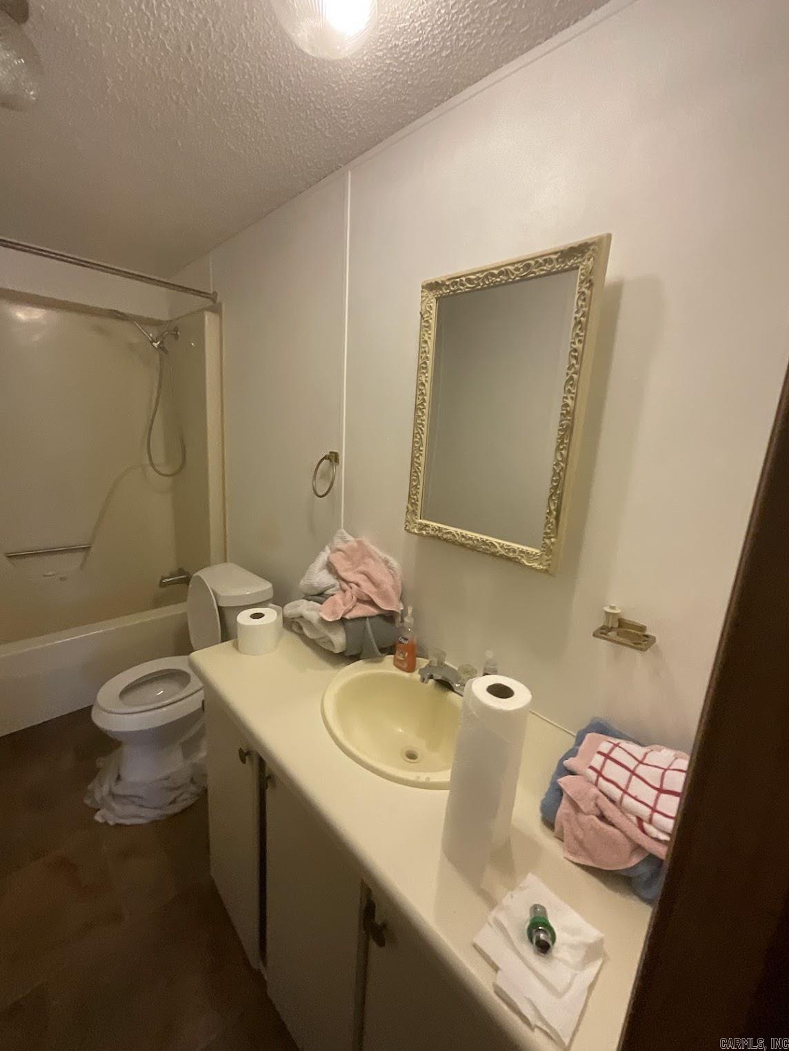 24422 Oliver  Hensley, AR