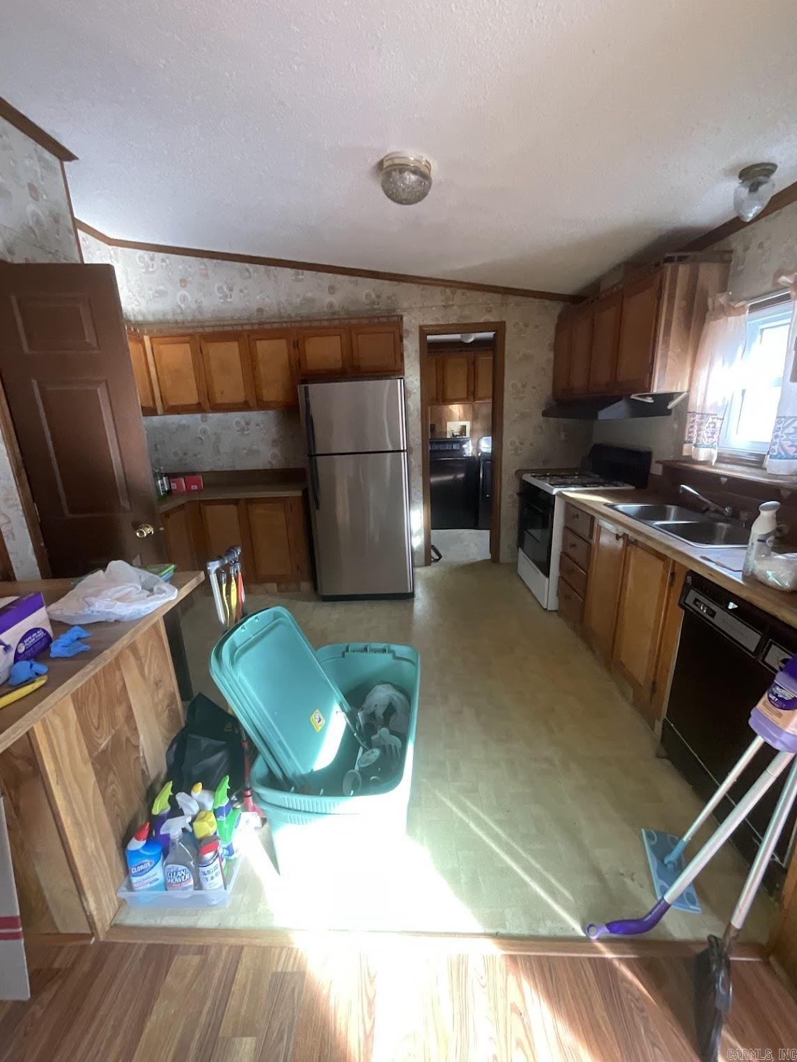 24422 Oliver  Hensley, AR