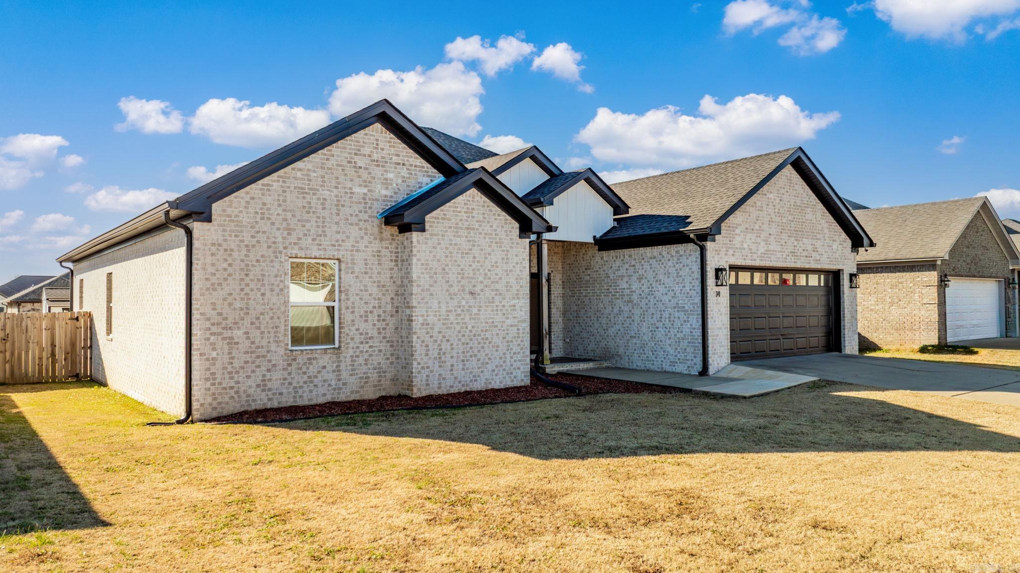 14 Clover Ridge Drive  Vilonia, AR