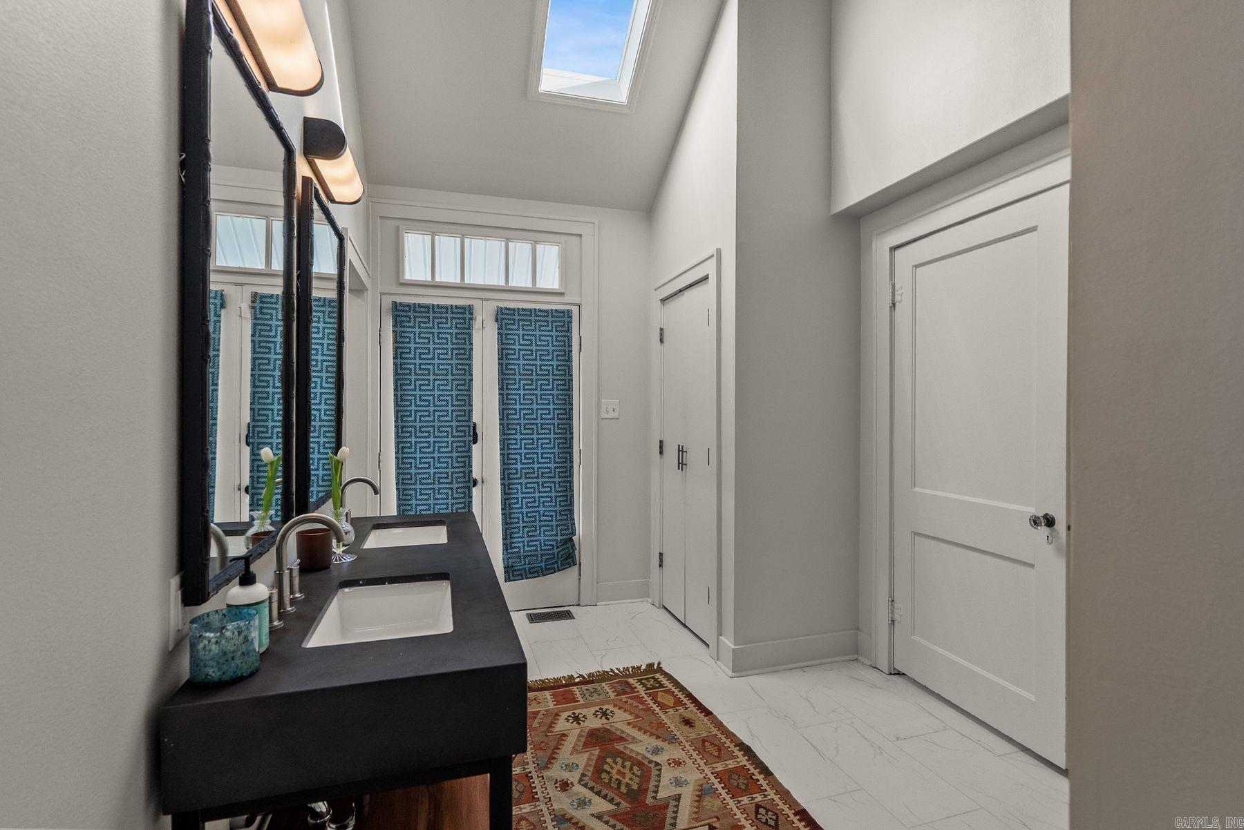 5416 Country Club Blvd  Little Rock, AR