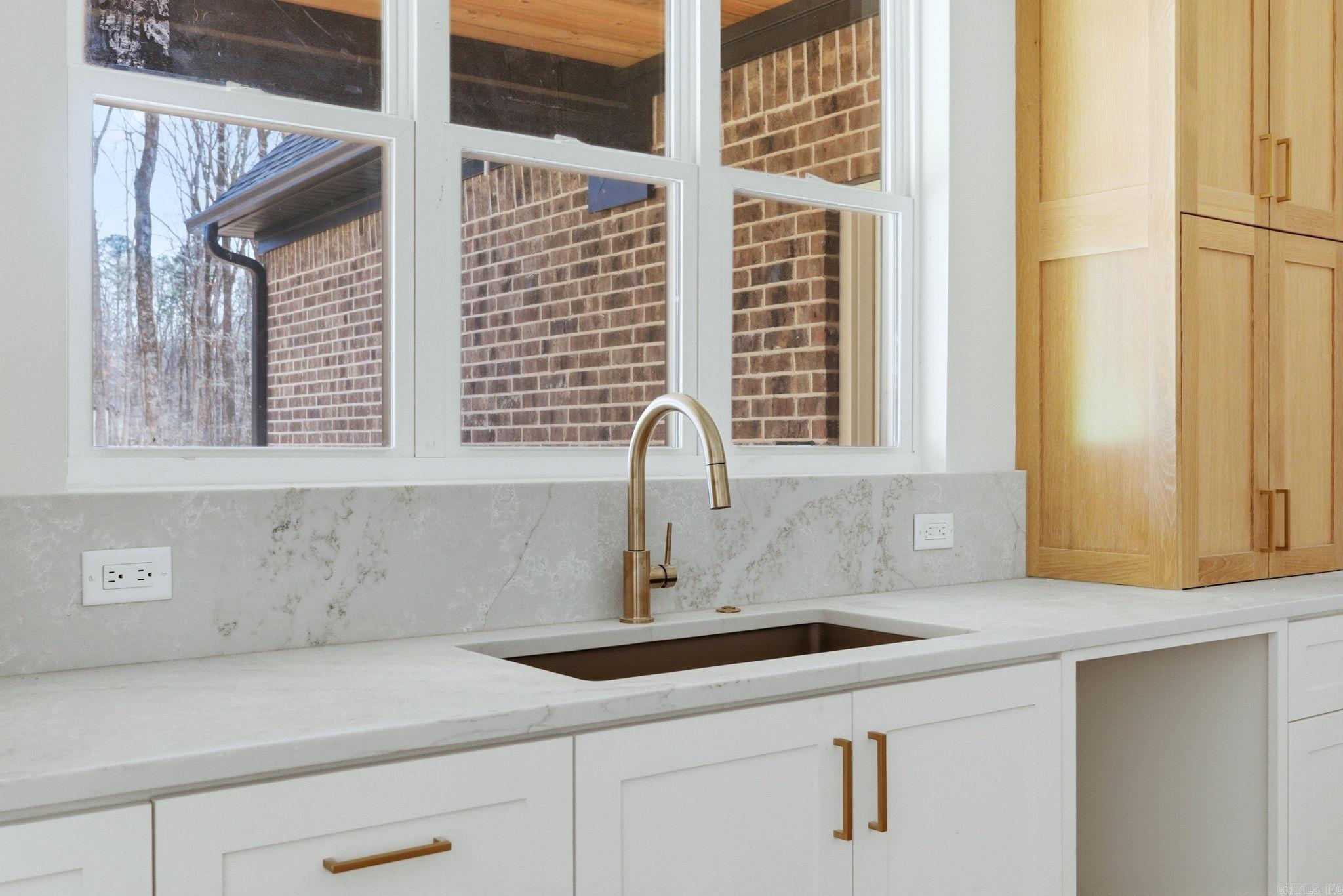 400 Kale Cove Benton, AR 72019