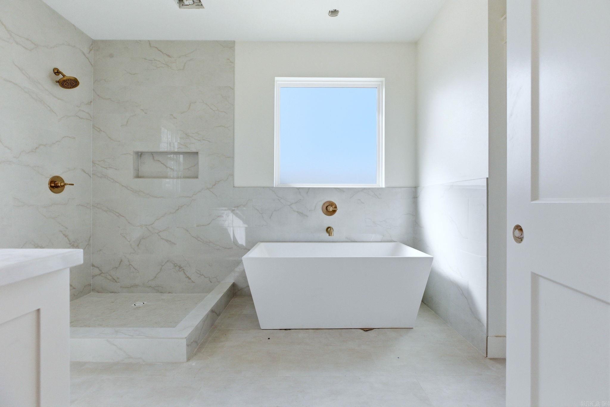 400 Kale Cove Benton, AR 72019