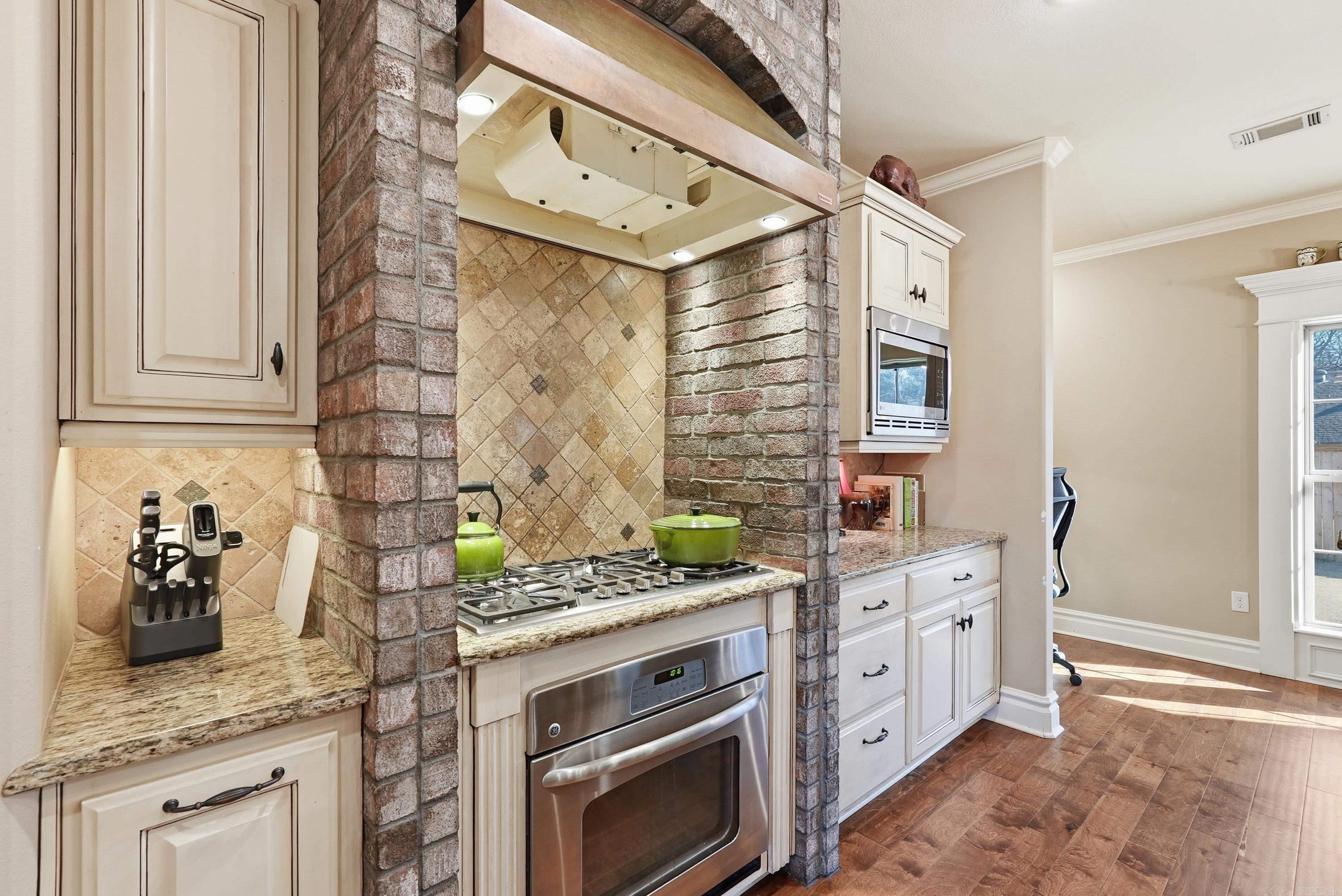 1120 Applewood Drive  Conway, AR