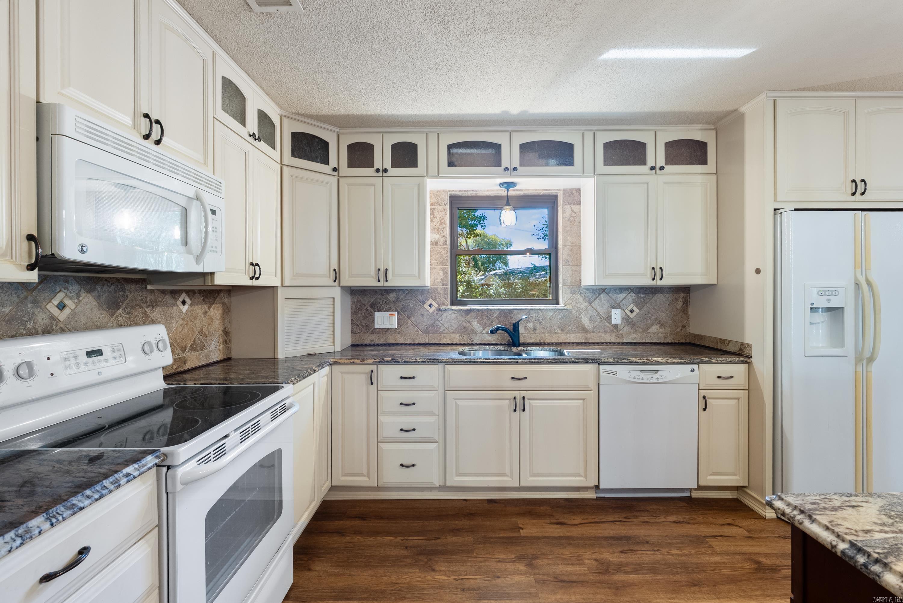 13 Oakdale Dr Conway, AR 72034