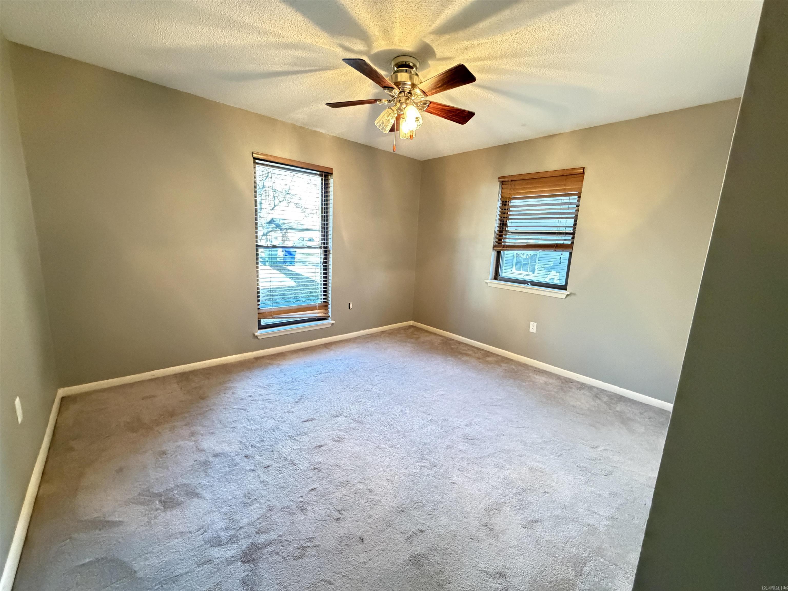 13 Oakdale Dr Conway, AR 72034