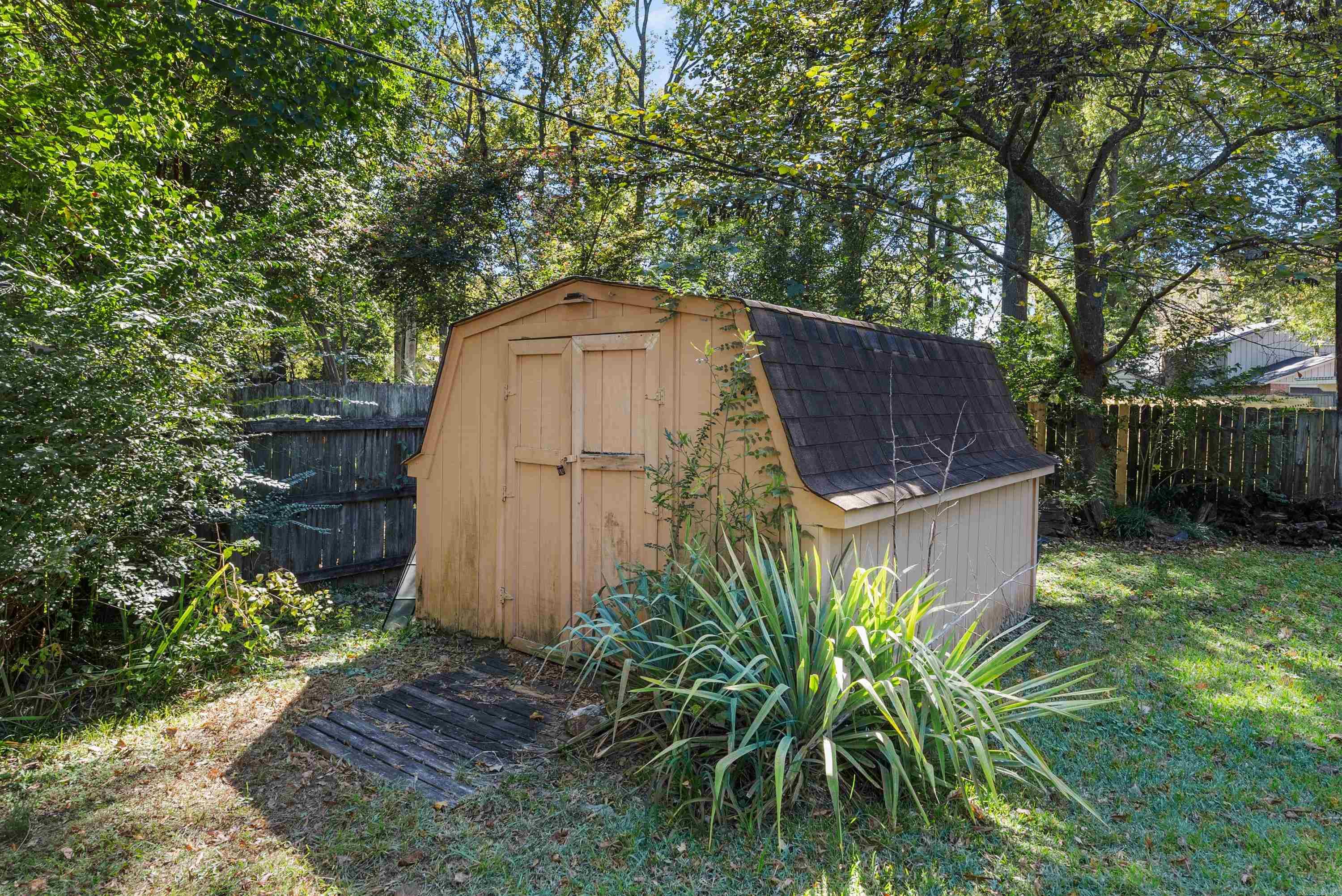 13 Oakdale Dr Conway, AR 72034