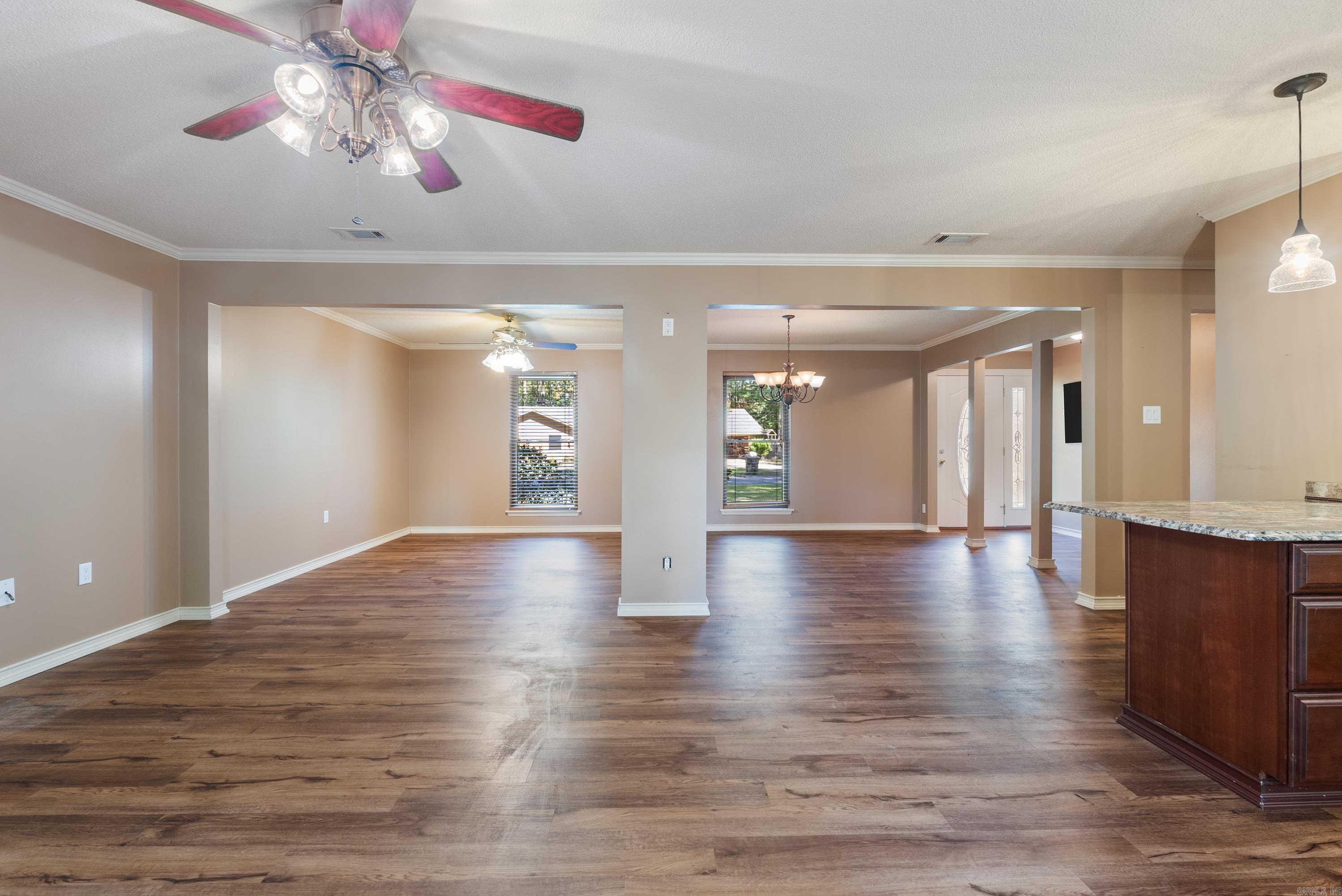 13 Oakdale Dr Conway, AR 72034