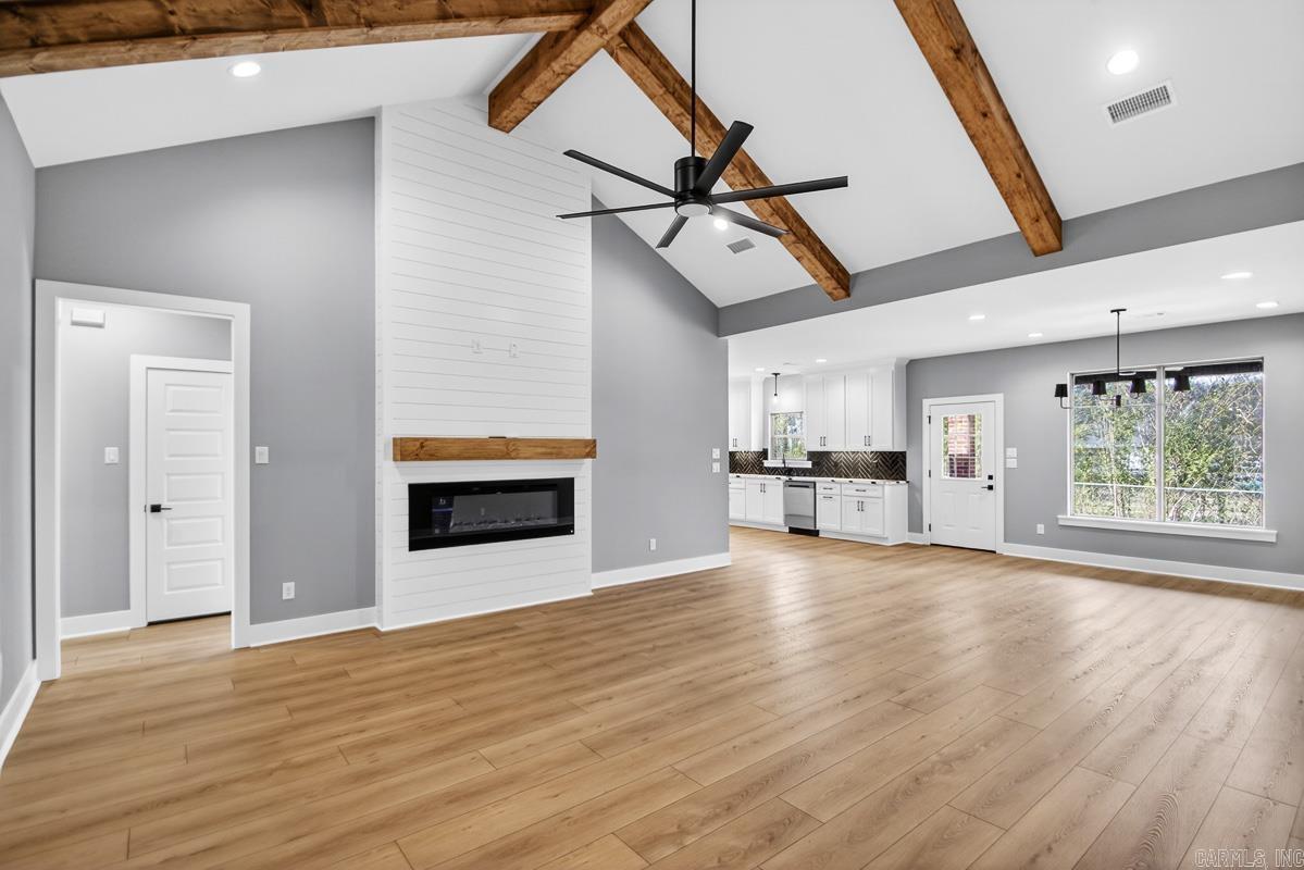 9 Valewood Court Sherwood, AR 72076-9284