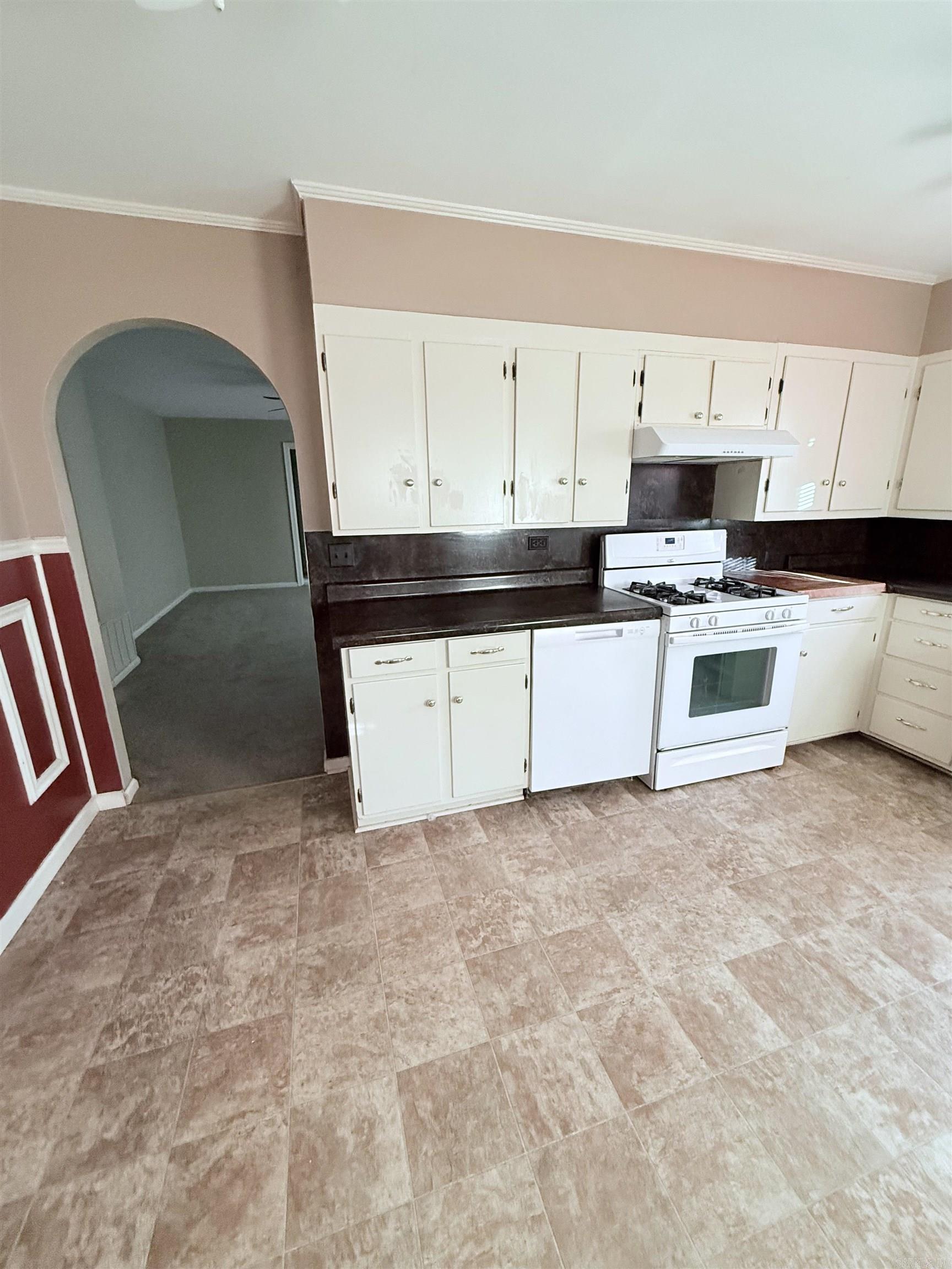 1105 W THOMPSON  Paragould, AR