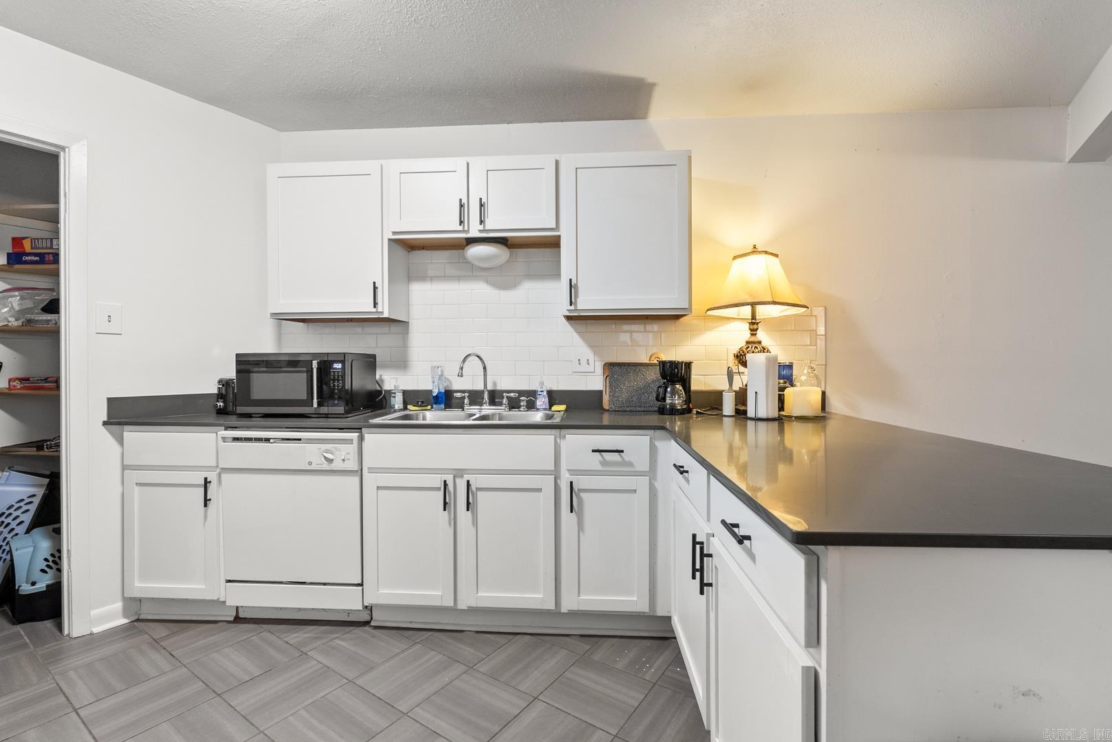 5522 & 5524 B  Little Rock, AR