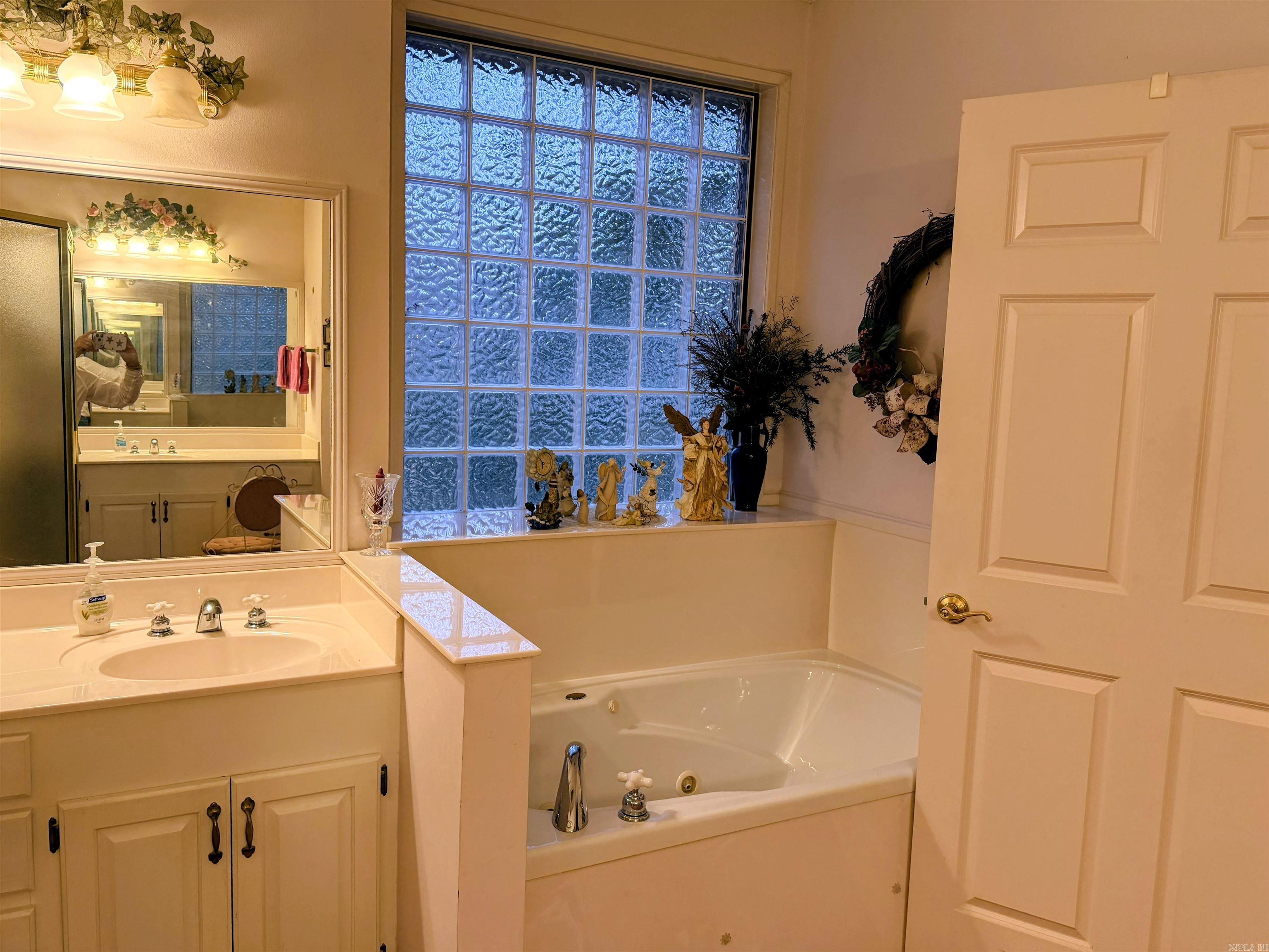 1325 Ridgeview Camden, AR 71701