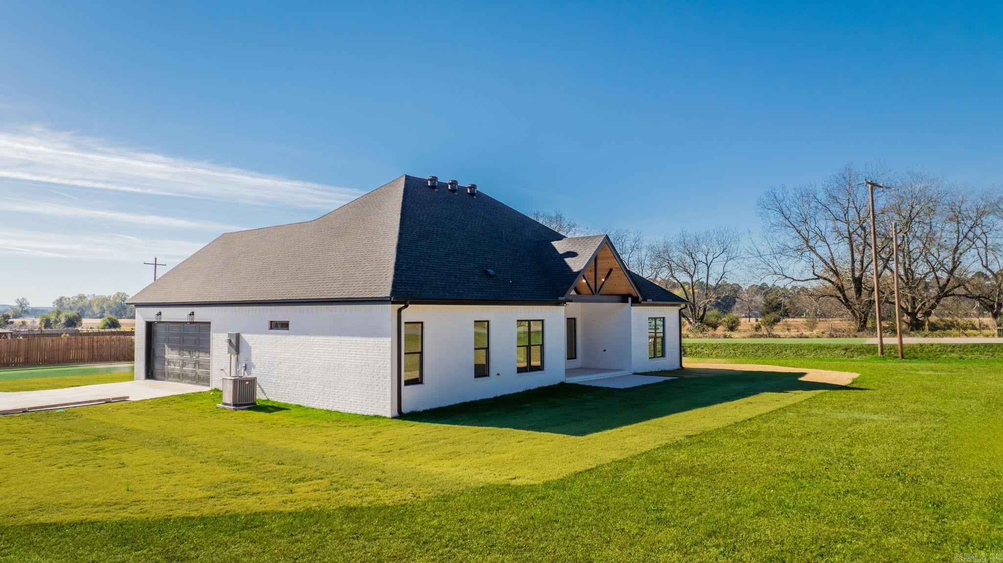 1 Moonlight  Morrilton, AR