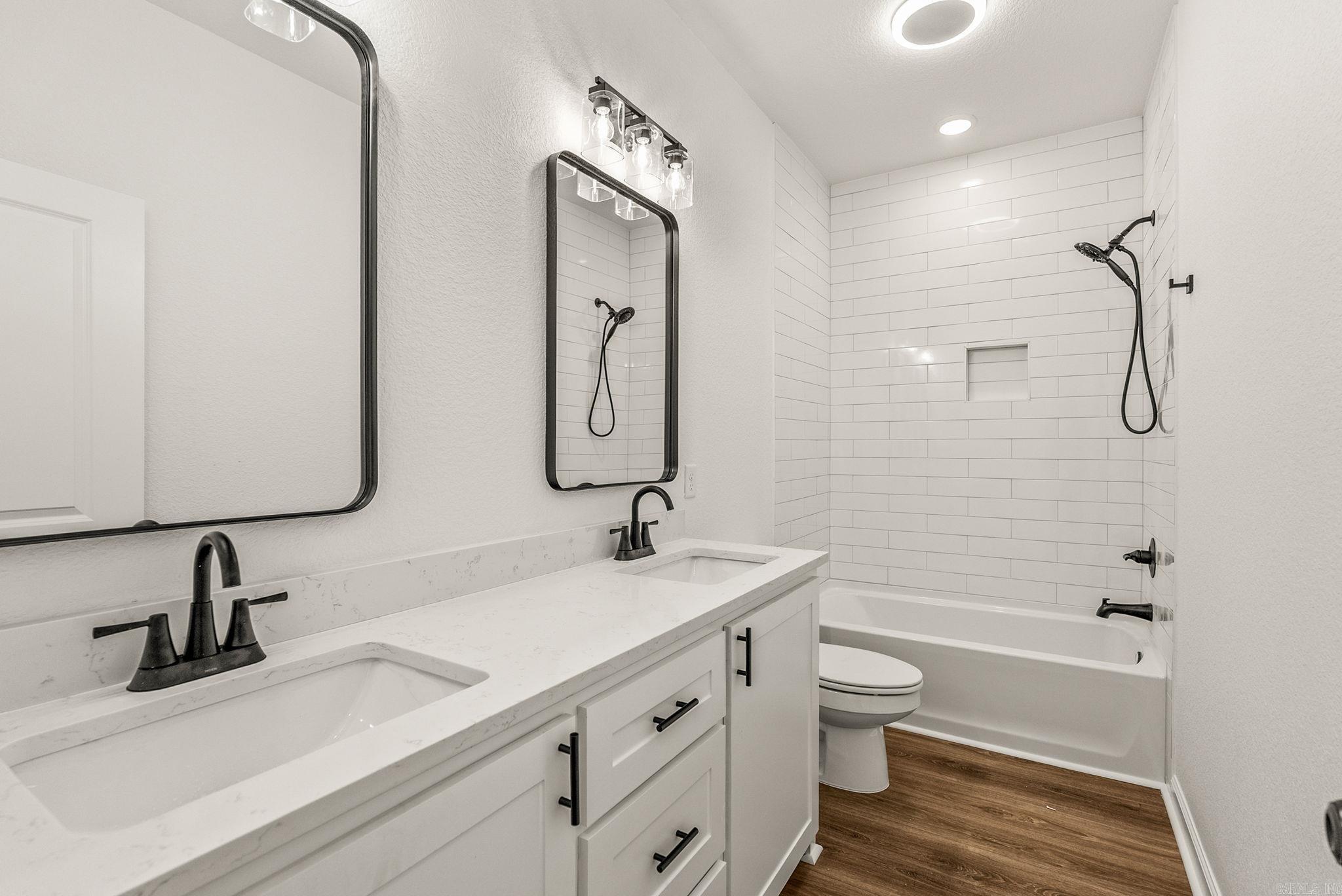 1 Moonlight  Morrilton, AR