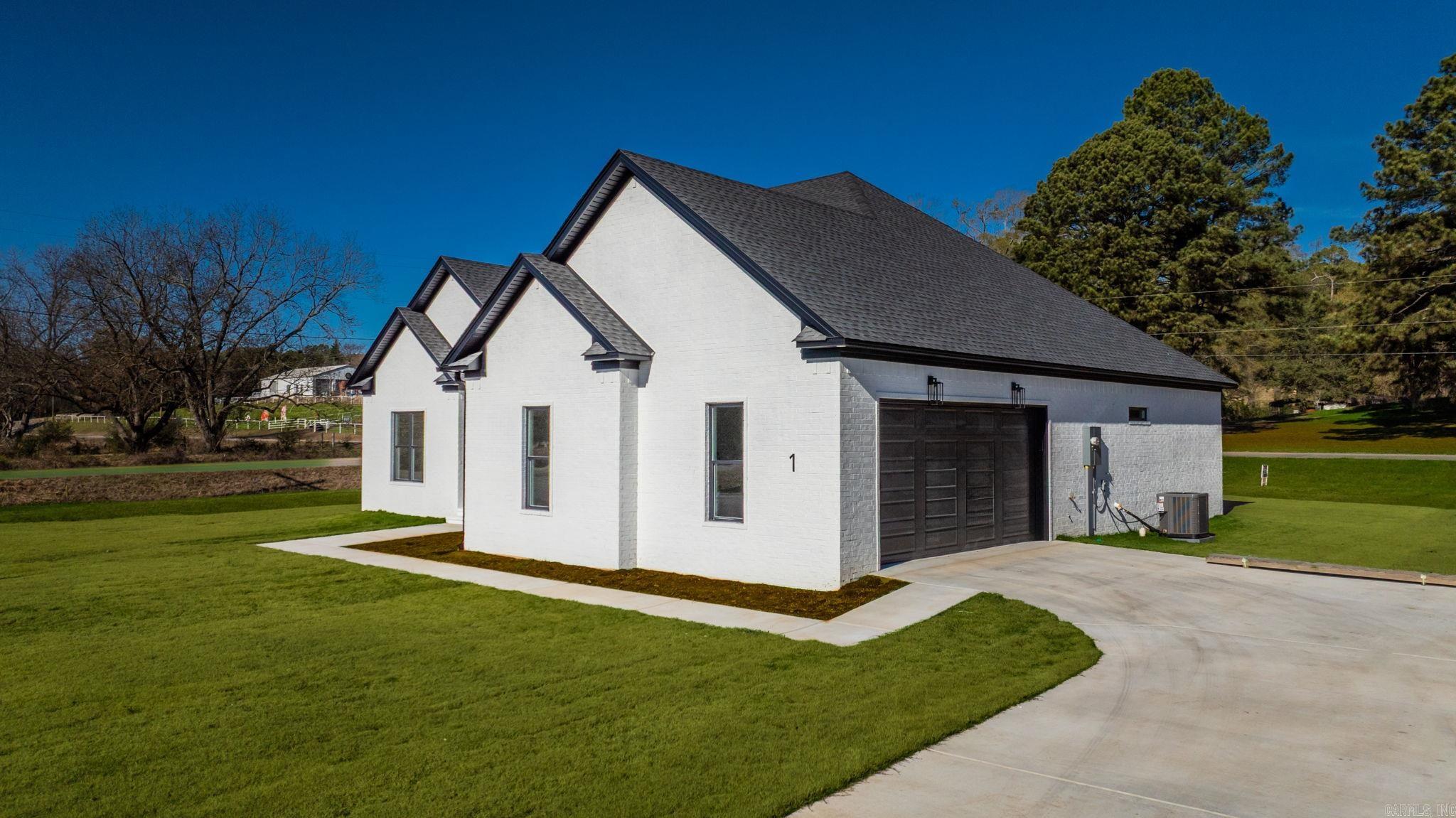 1 Moonlight  Morrilton, AR