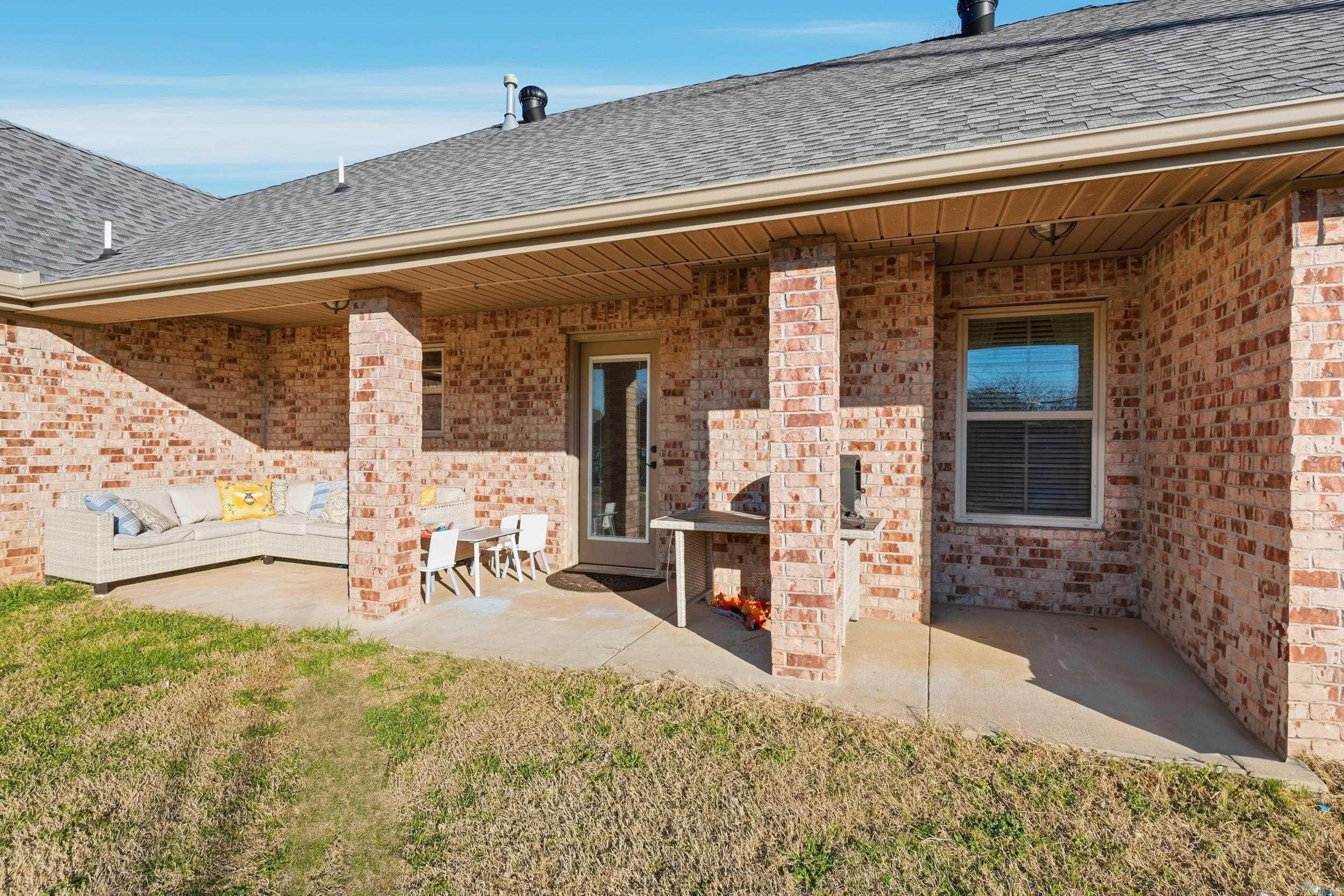 3004 SW Calm Ridge Rd  Bentonville, AR