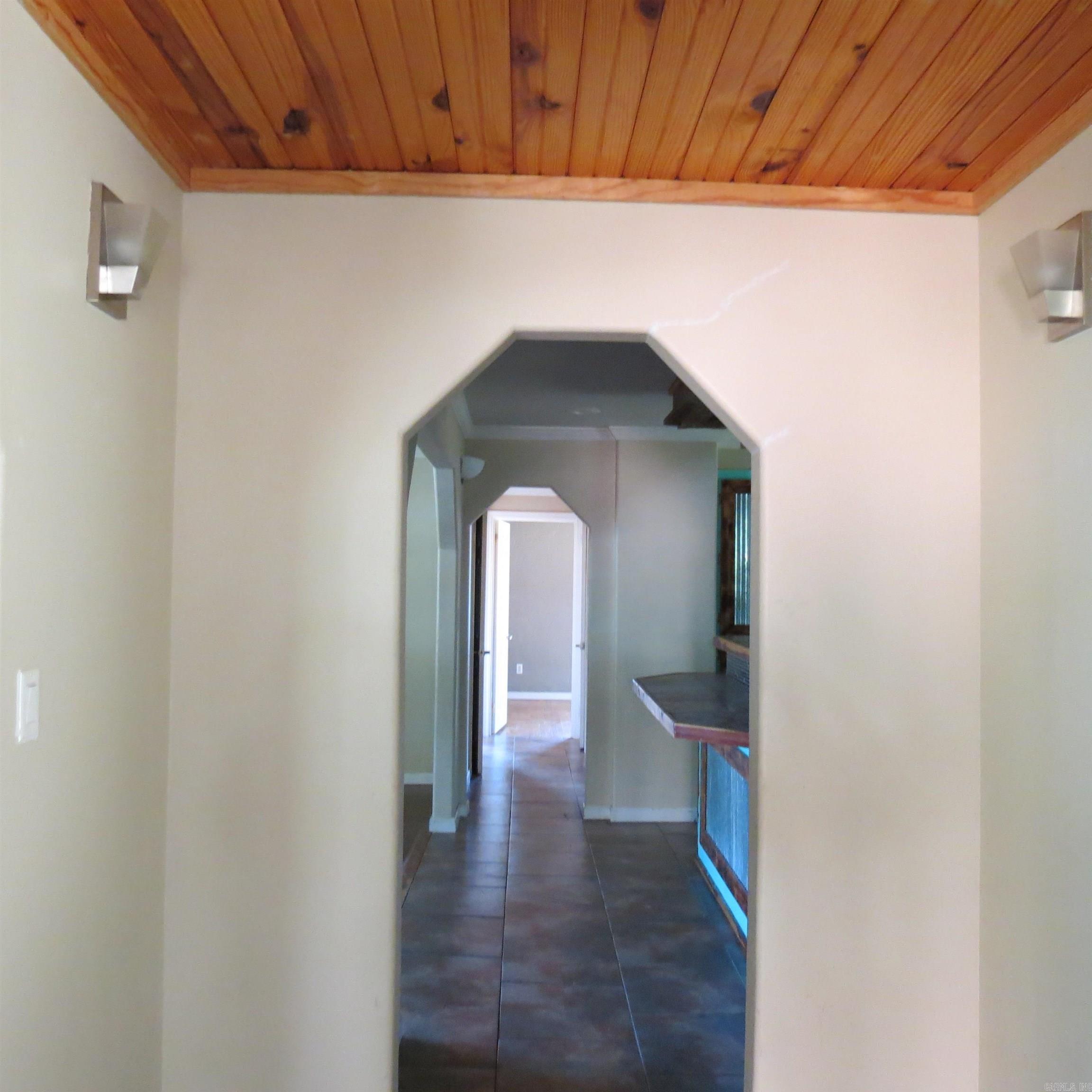 129 E Willis  Monticello, AR