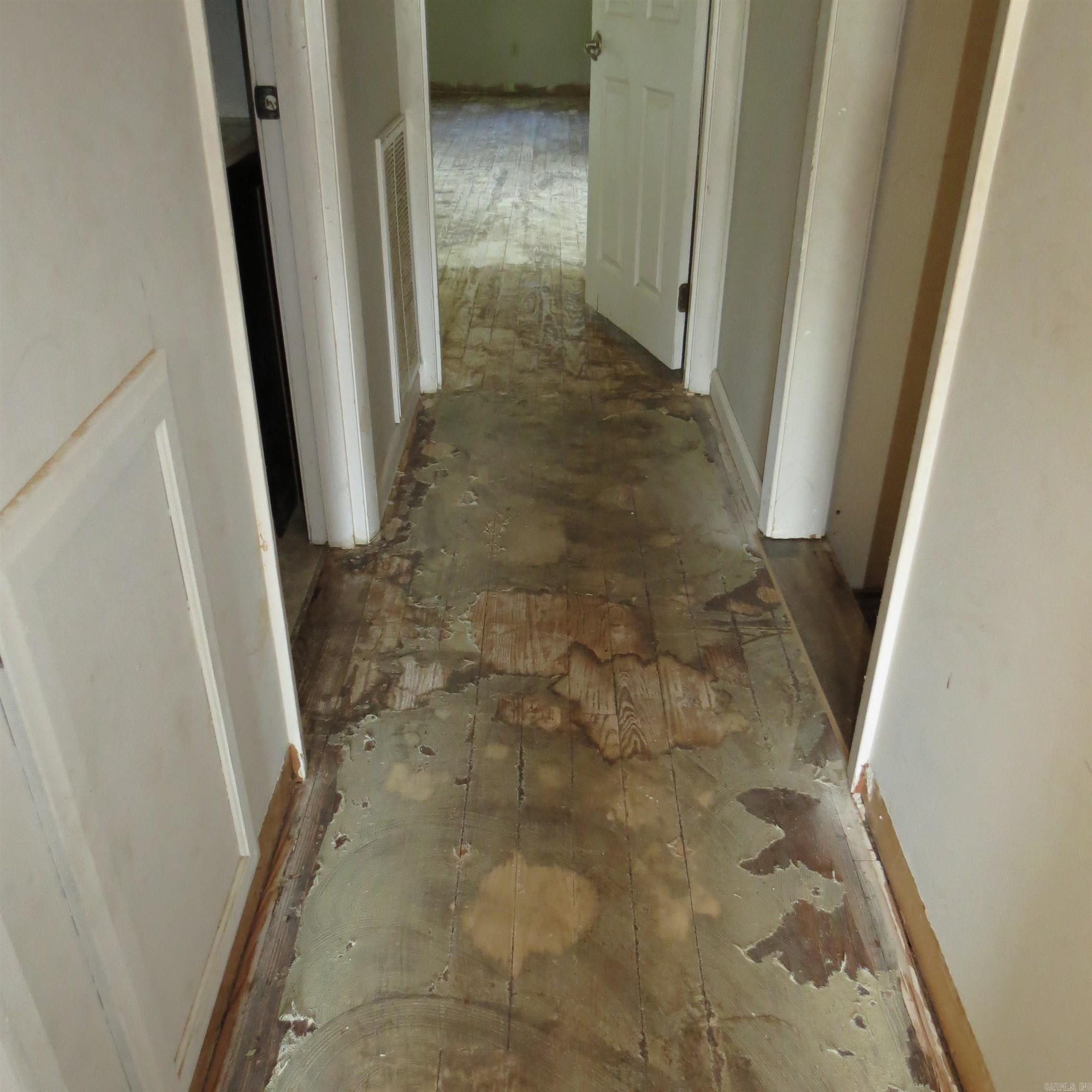 129 E Willis  Monticello, AR