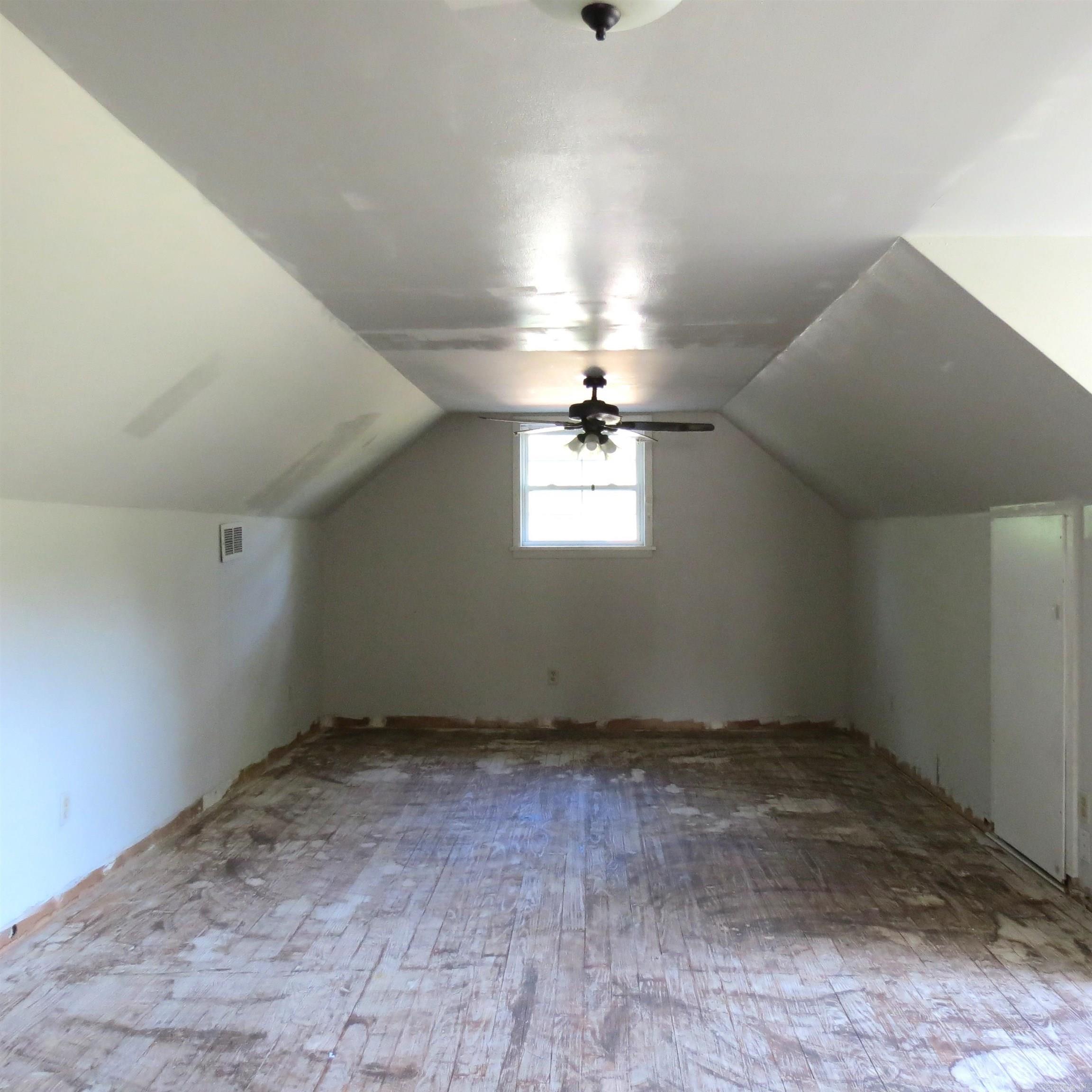 129 E Willis  Monticello, AR